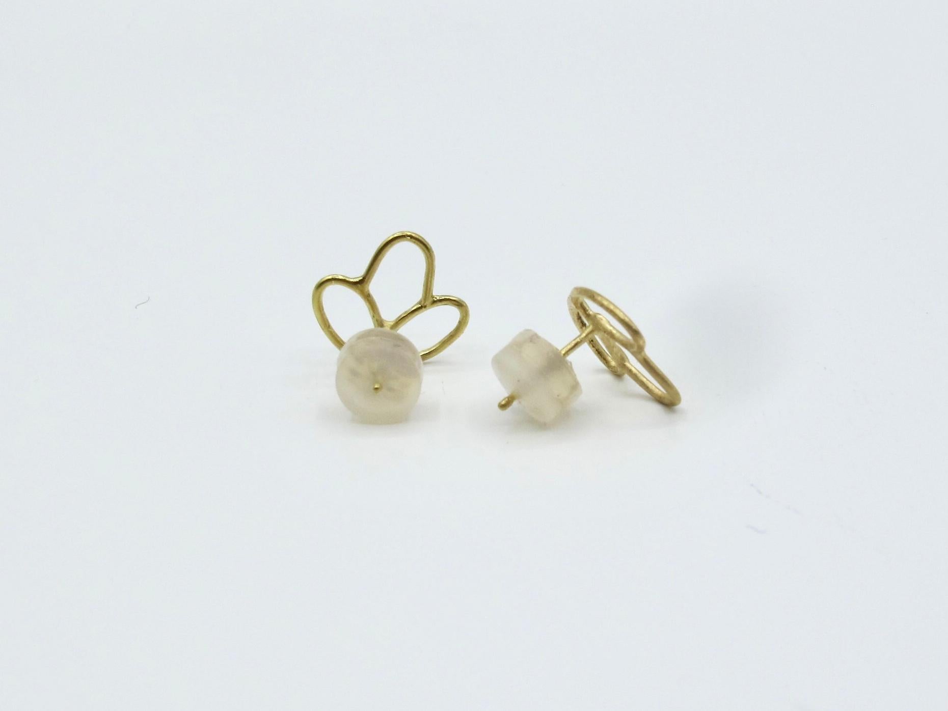 18k Alchemical Stud Earring Crystal In New Condition For Sale In New York, NY