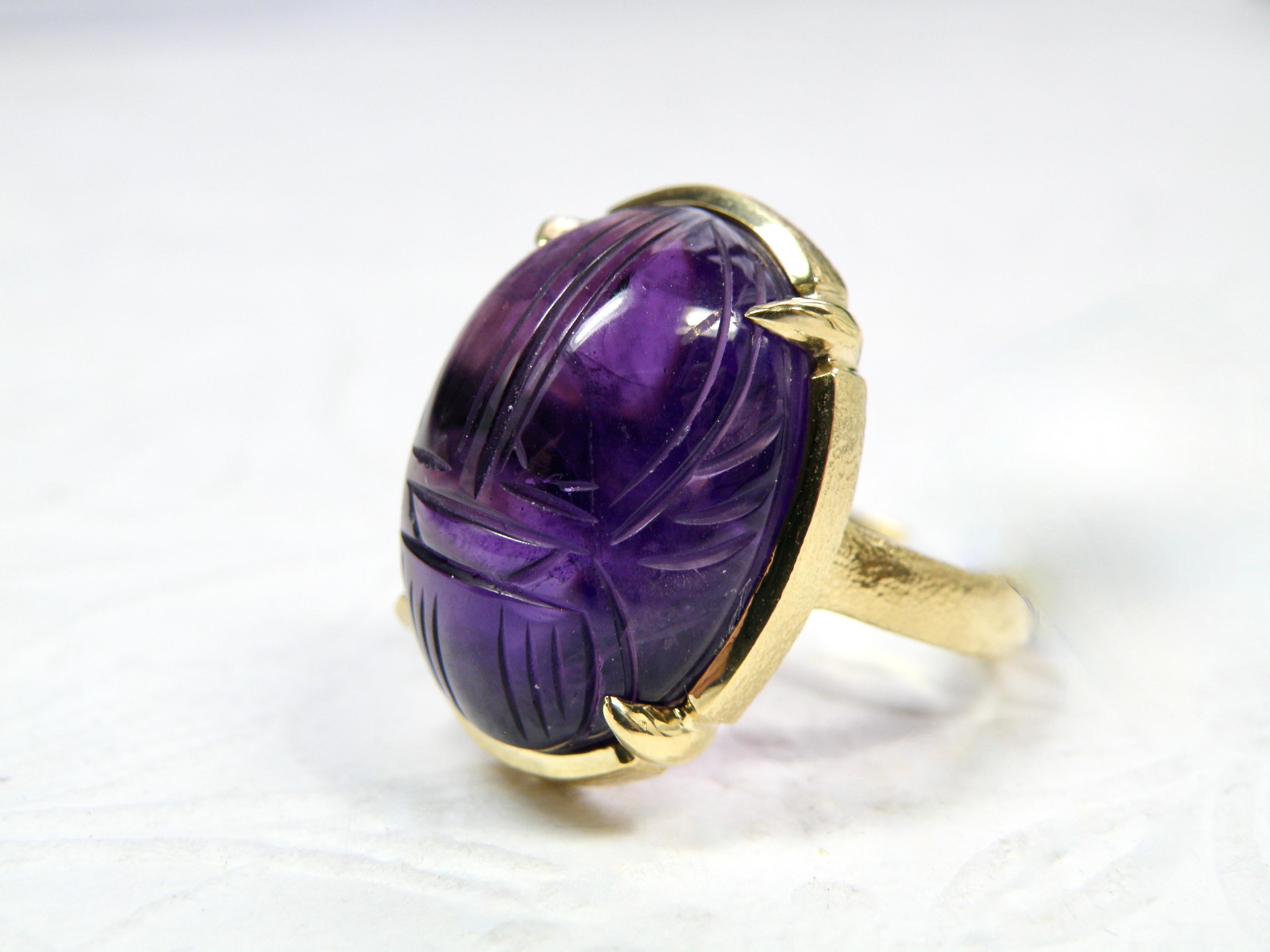 Contemporary 18k amethyst scarab ring For Sale