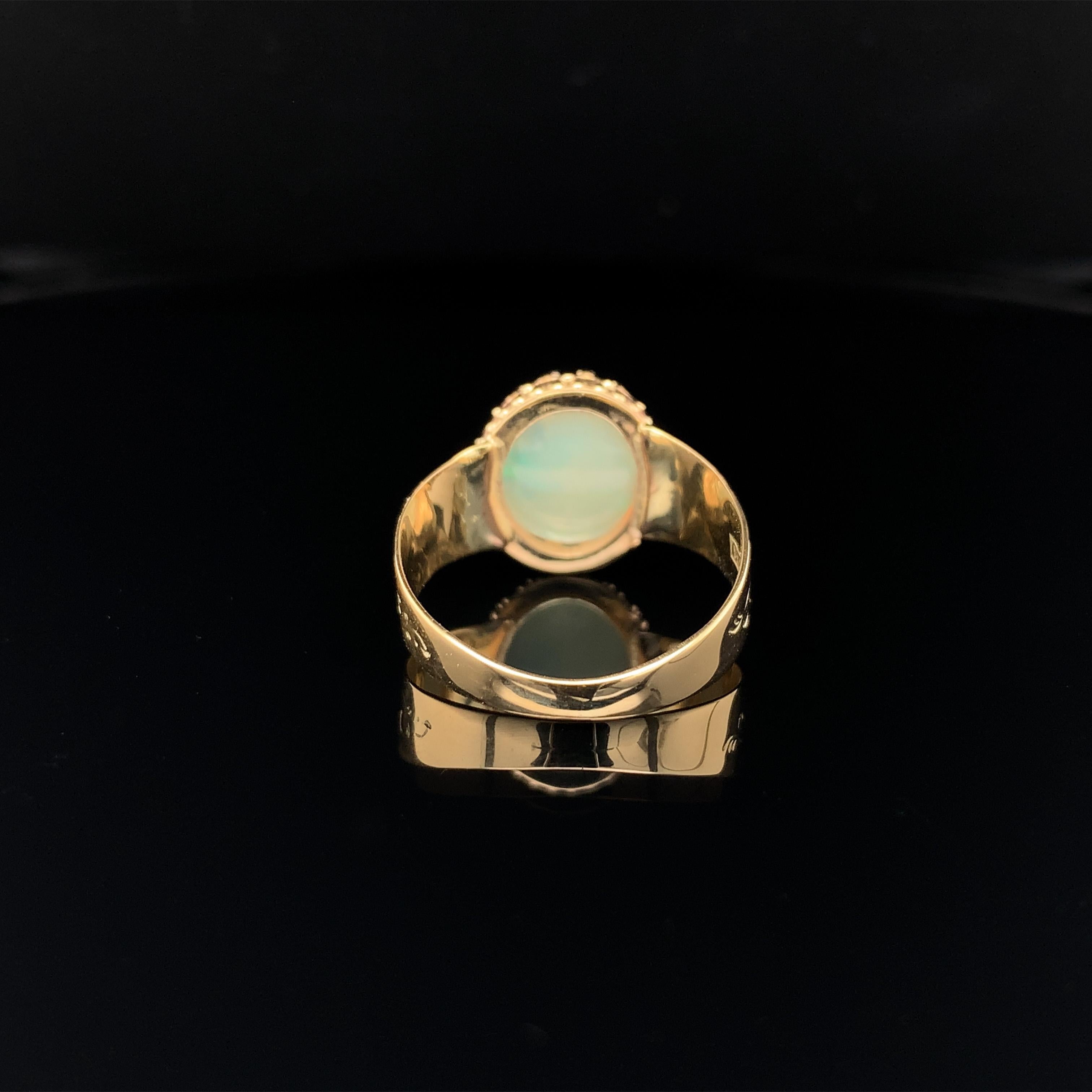 18K and 14K Yellow Gold 1.74 carat Australian Opal Ring For Sale 1