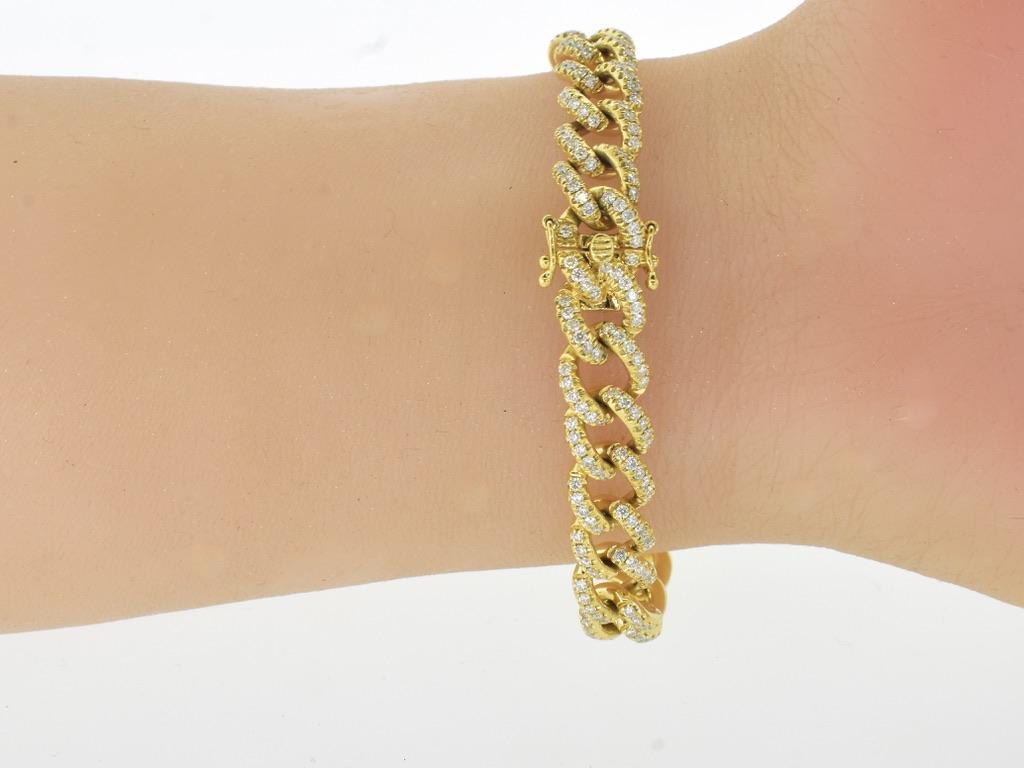 Bracelet contemporain à maillons Naples en 18K et diamants par Anita Ko. en vente 3