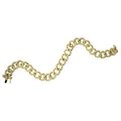 18K and Diamond Naples Link Contemporary Bracelet by Anita Ko.
