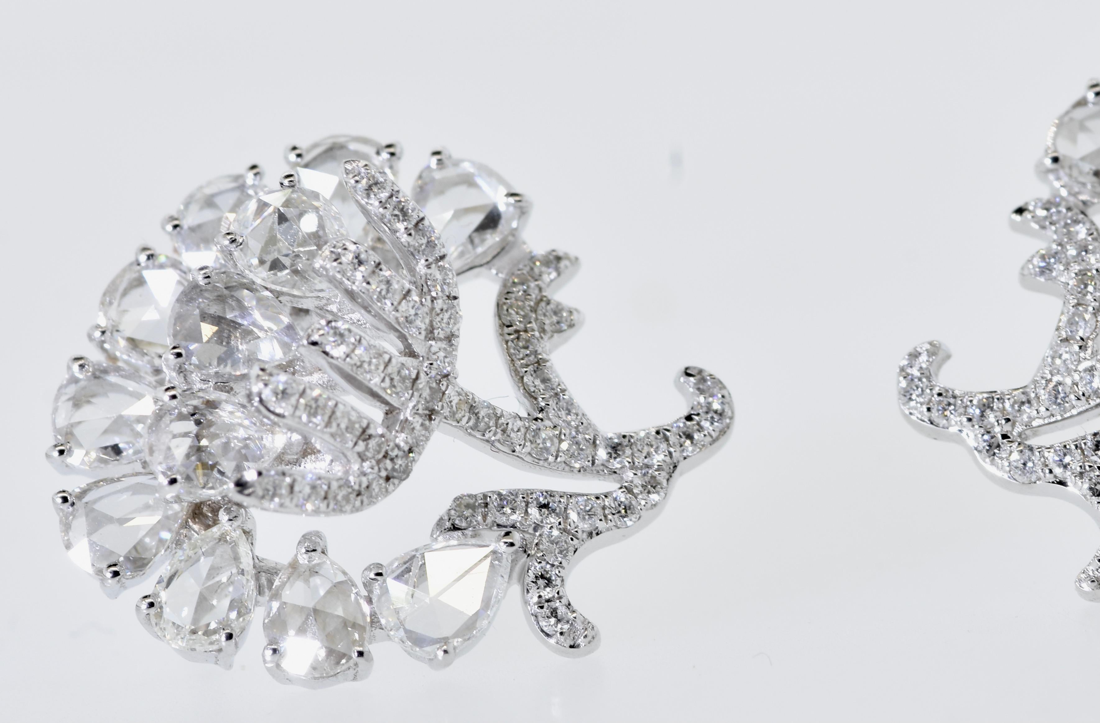 18K and Fine White Diamond Floral Motif Earrings 4