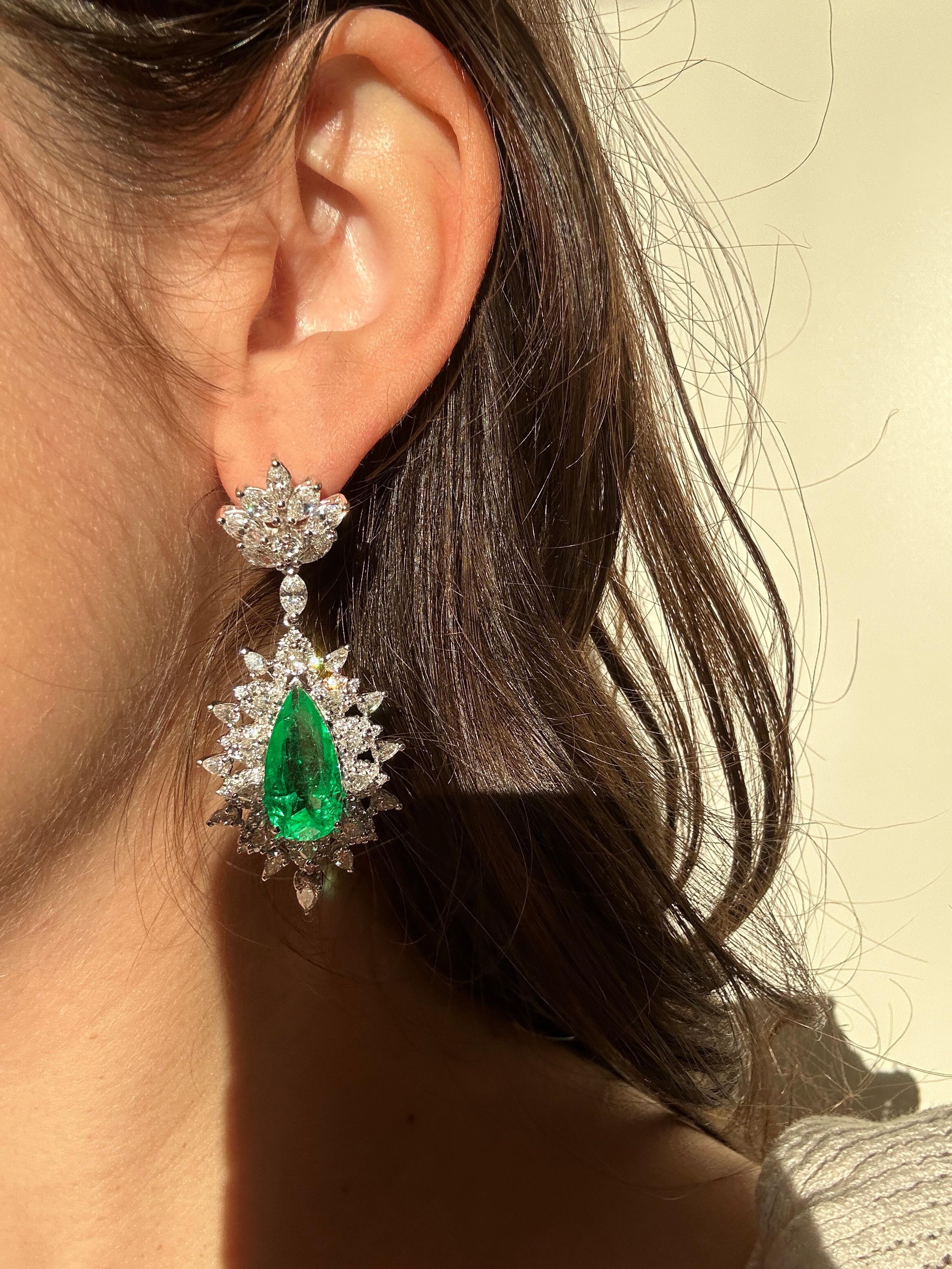 18k and Platinum Diamond and Emerald Earrings For Sale 2