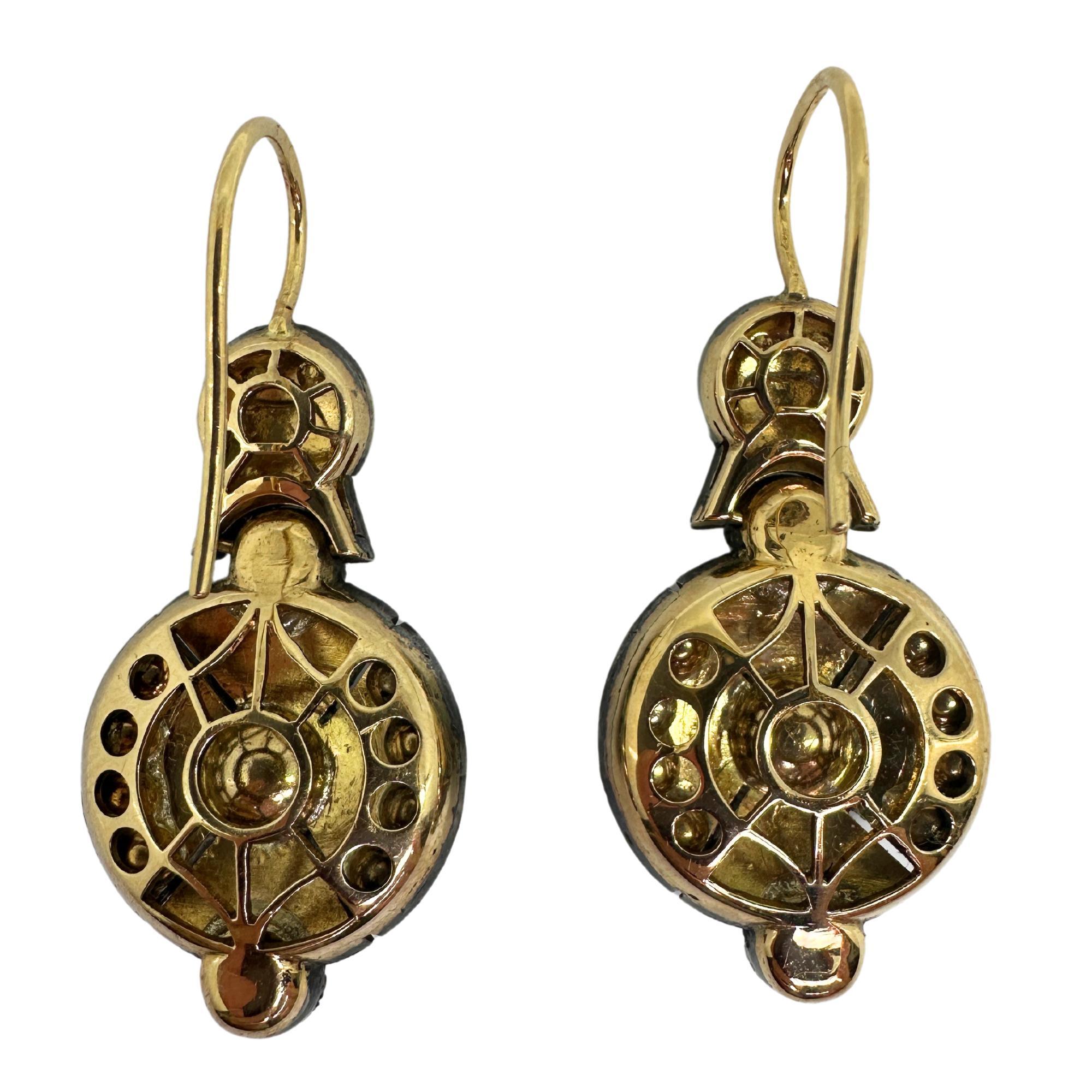 18k and Silver Rose Cut Diamond Earrings In Good Condition For Sale In New York, NY