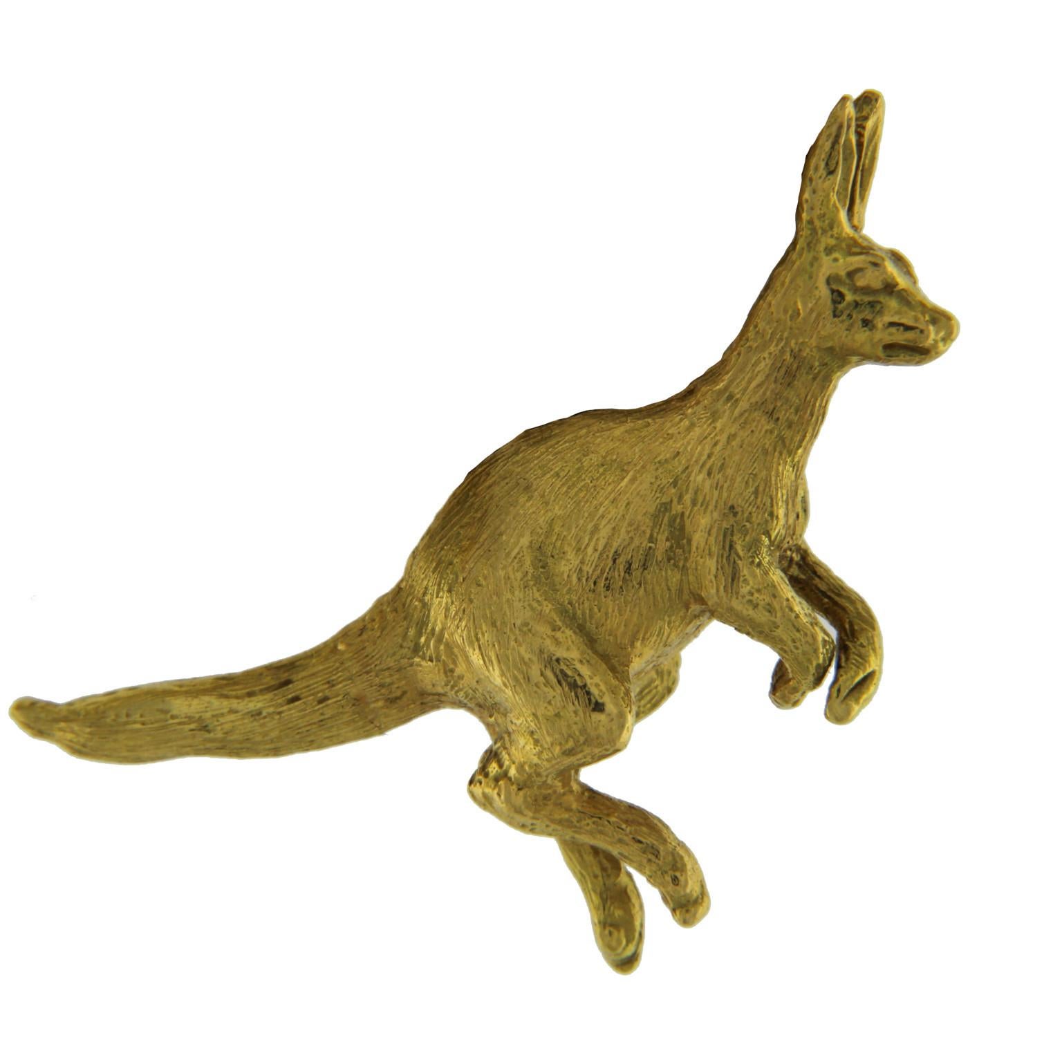 18K Gold Wildlife Necklace For Sale 5