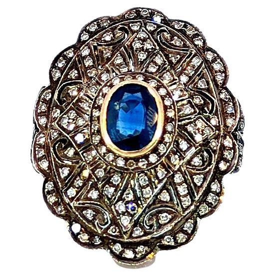 18K Antique 1.80 Carat Diamond 1.30 Carat Blue Sapphire Ring For Sale