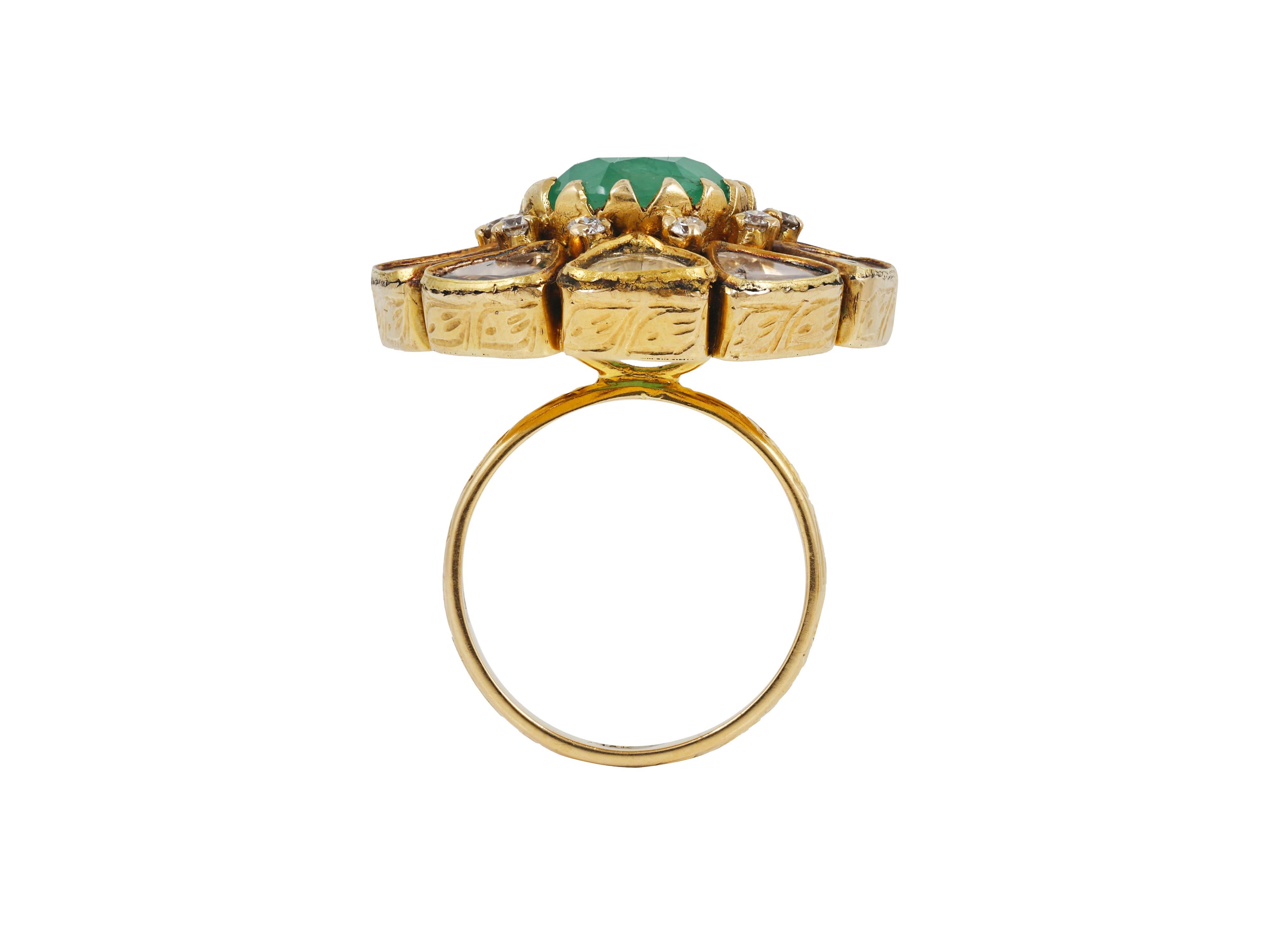 Oval Cut 18K antique Emerald diamond polki indian ring For Sale