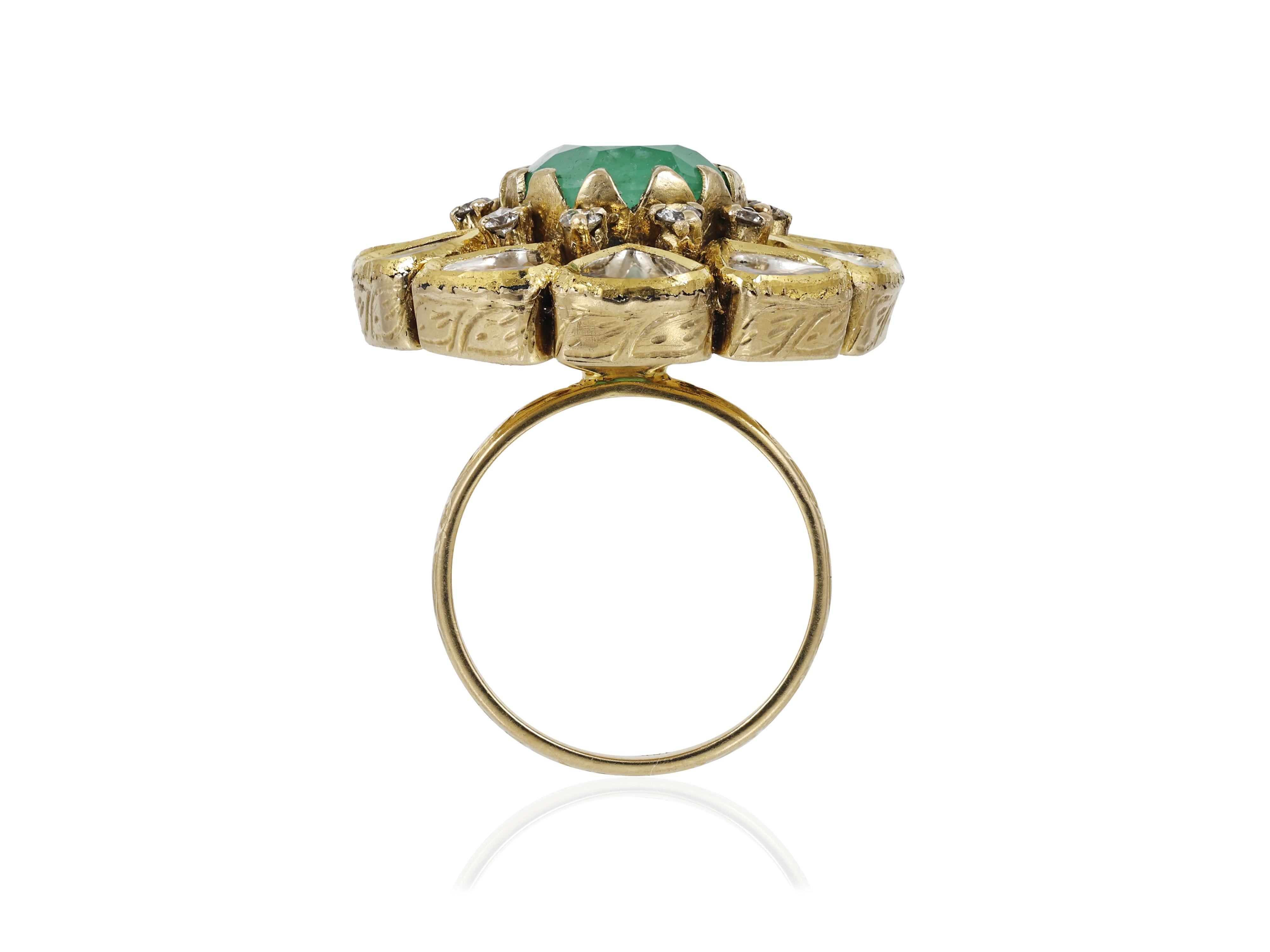 18K antique Emerald diamond polki indian ring For Sale 1