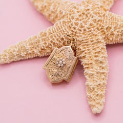 18k Antique floral locket pendant - 18 Karat solid gold photo locket with pearls