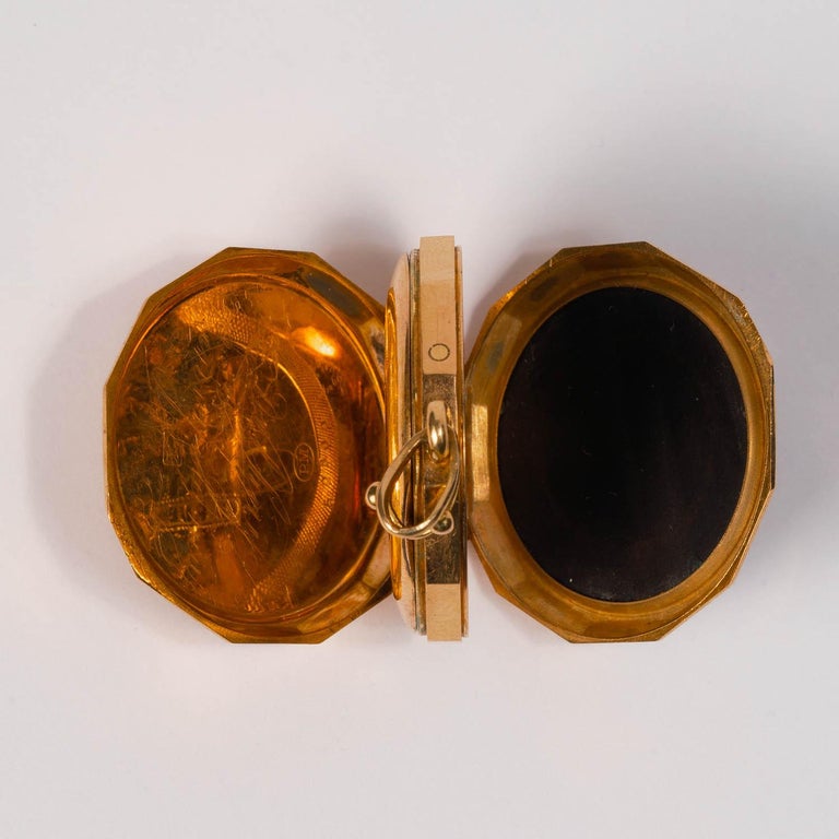 18K Antique Victorian Onyx Mourning Locket, Remontoir Watch Gold Bird Locket For Sale 5