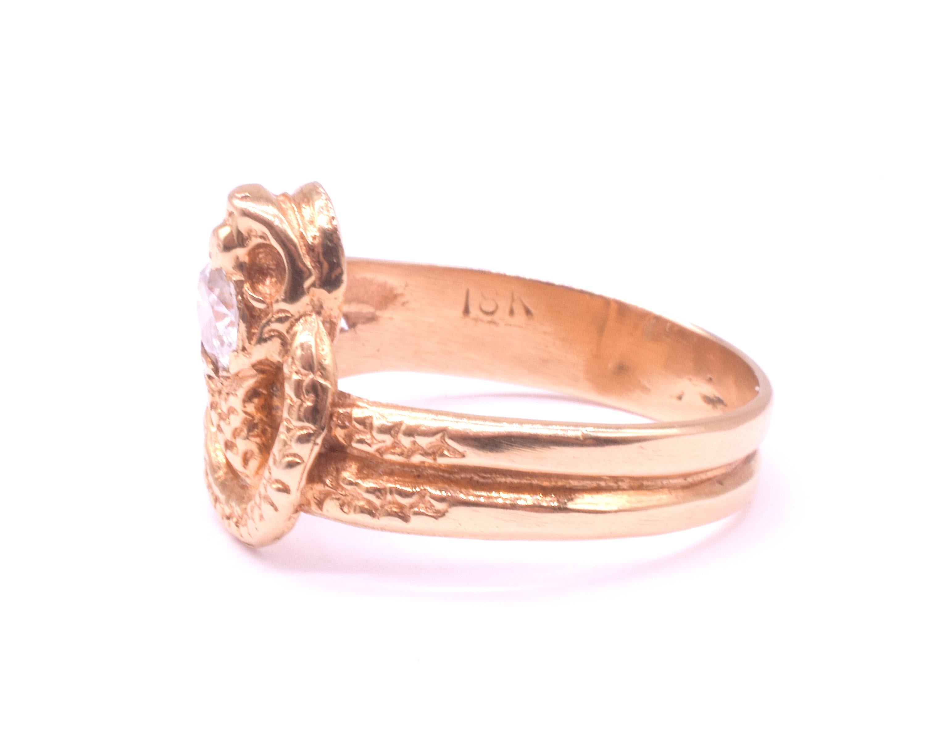 Anillo Victoriano Antiguo de Serpiente de 18K con Cabeza de Diamante y Detalles Tallados en venta 3