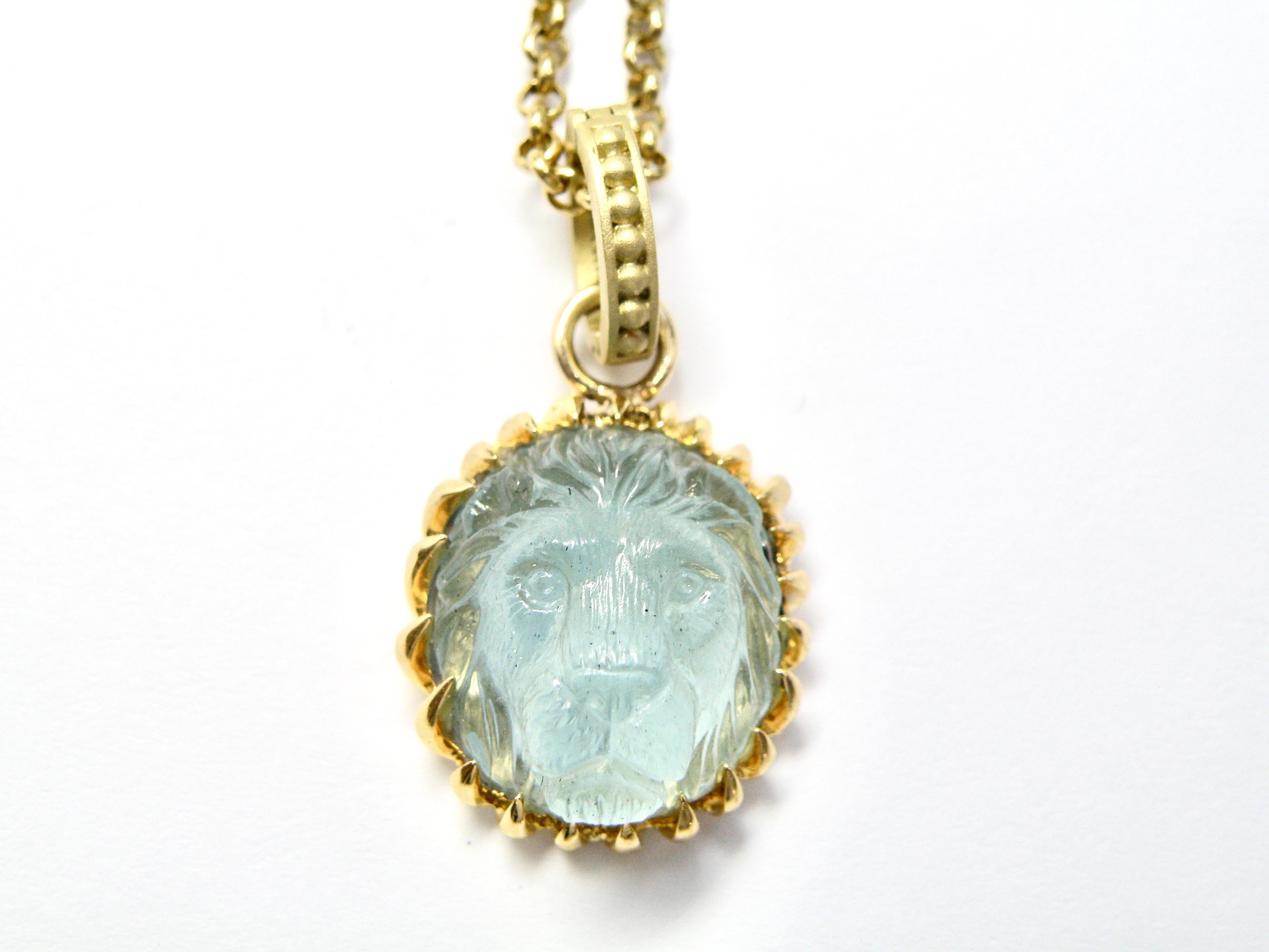 18K Aquamarine Lionshead Hand Carved  In New Condition For Sale In Cohasset, MA