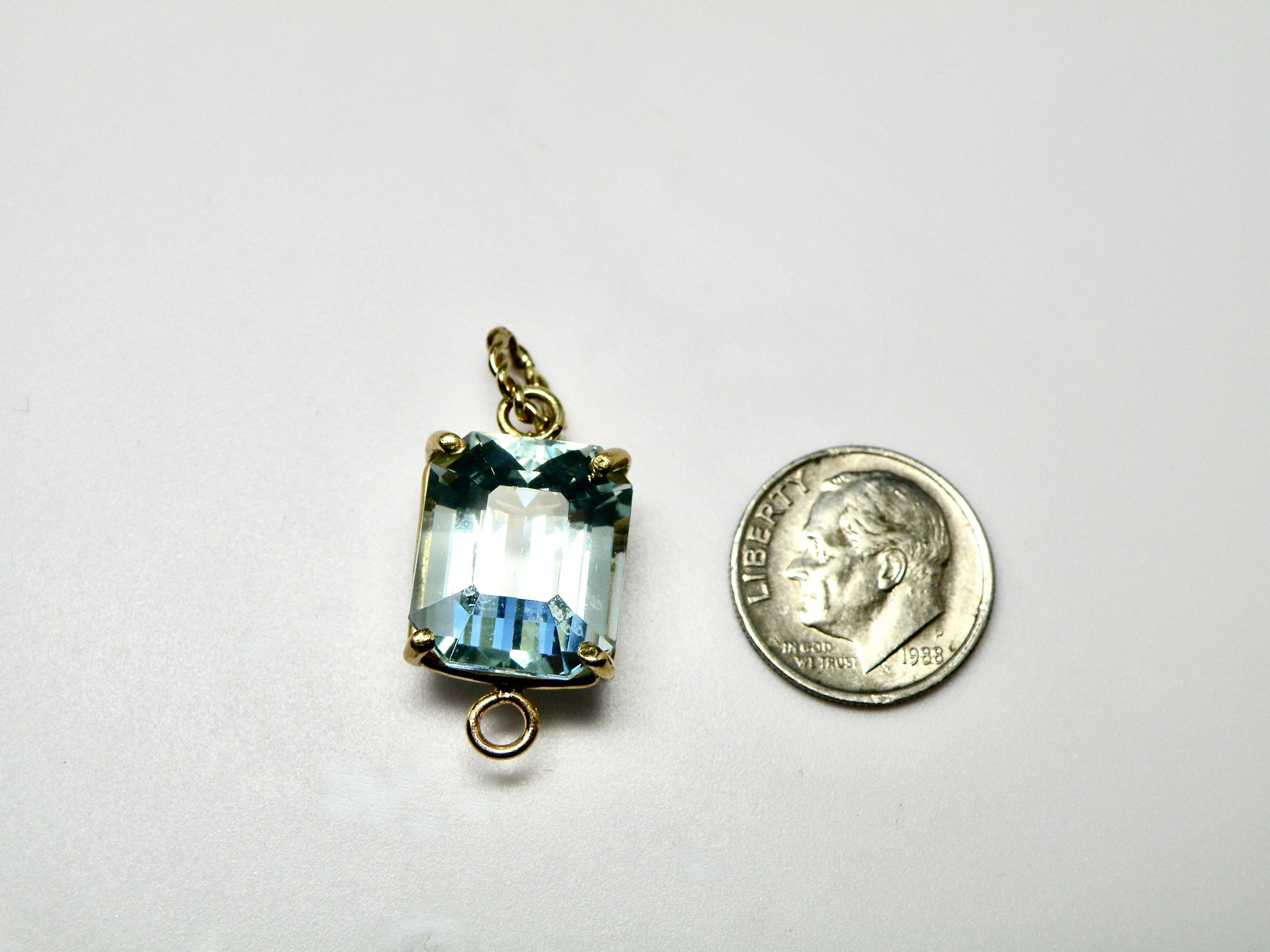 18k Aquamarin-Anhänger, 25 Karat, 18k Korbfassung im Angebot 1