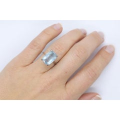 18k Aquamarine Solitaire ring. Huge Light Aquamarine 8.5ct Emerald cut gem.