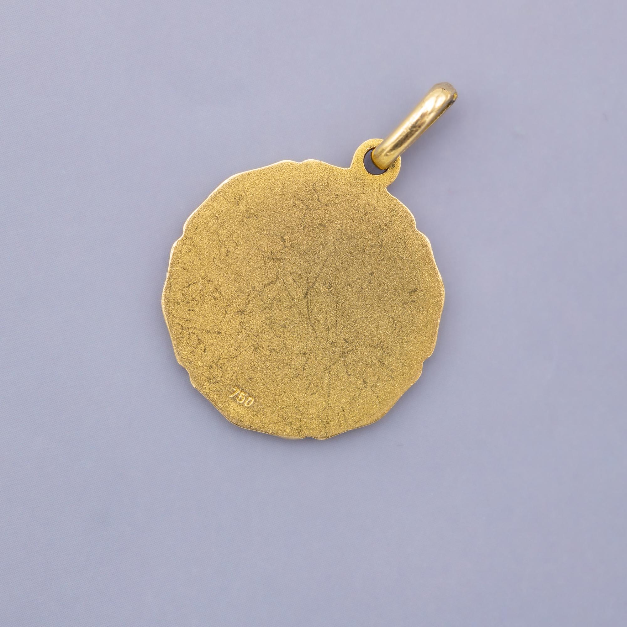 18K Aries, Vintage 18 karat zodiac charm pendant - solid yellow gold - Star Sign For Sale 1