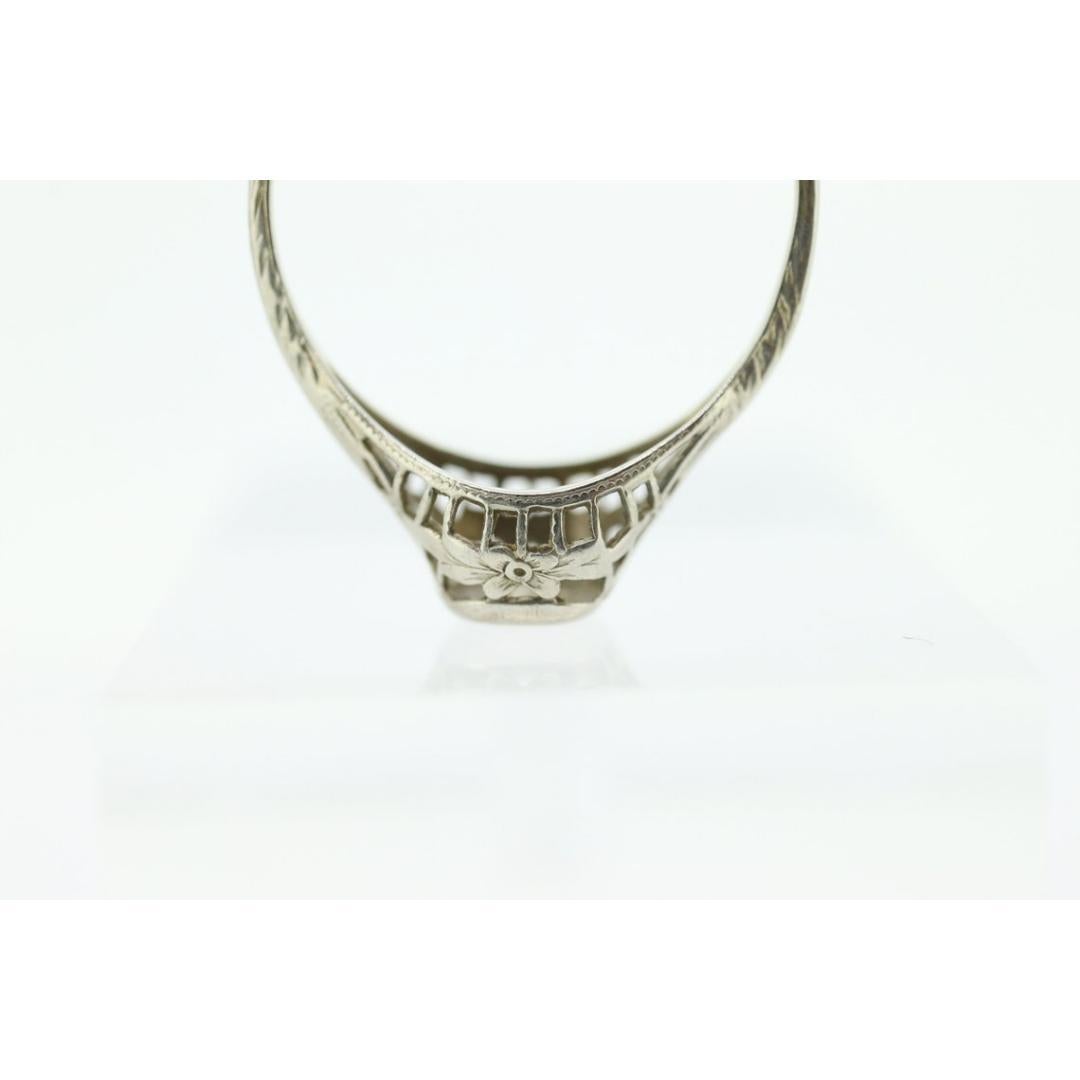18 Karat Art Deco Diamantring. 18 Karat Weißgold Filigraner Ring im Zustand „Gut“ im Angebot in Port Charlotte, FL