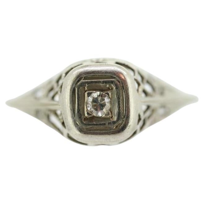 18k Art Deco Diamond ring. 18k White Gold Filigree Ring