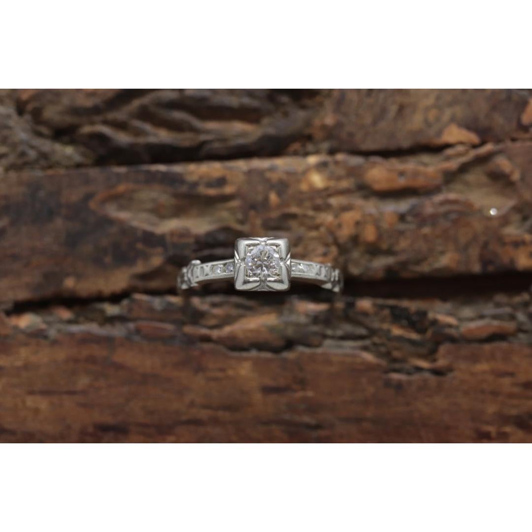 18k ART DECO Diamond solitaire ring. 18k Large diamond engagement ring. 1920s 1