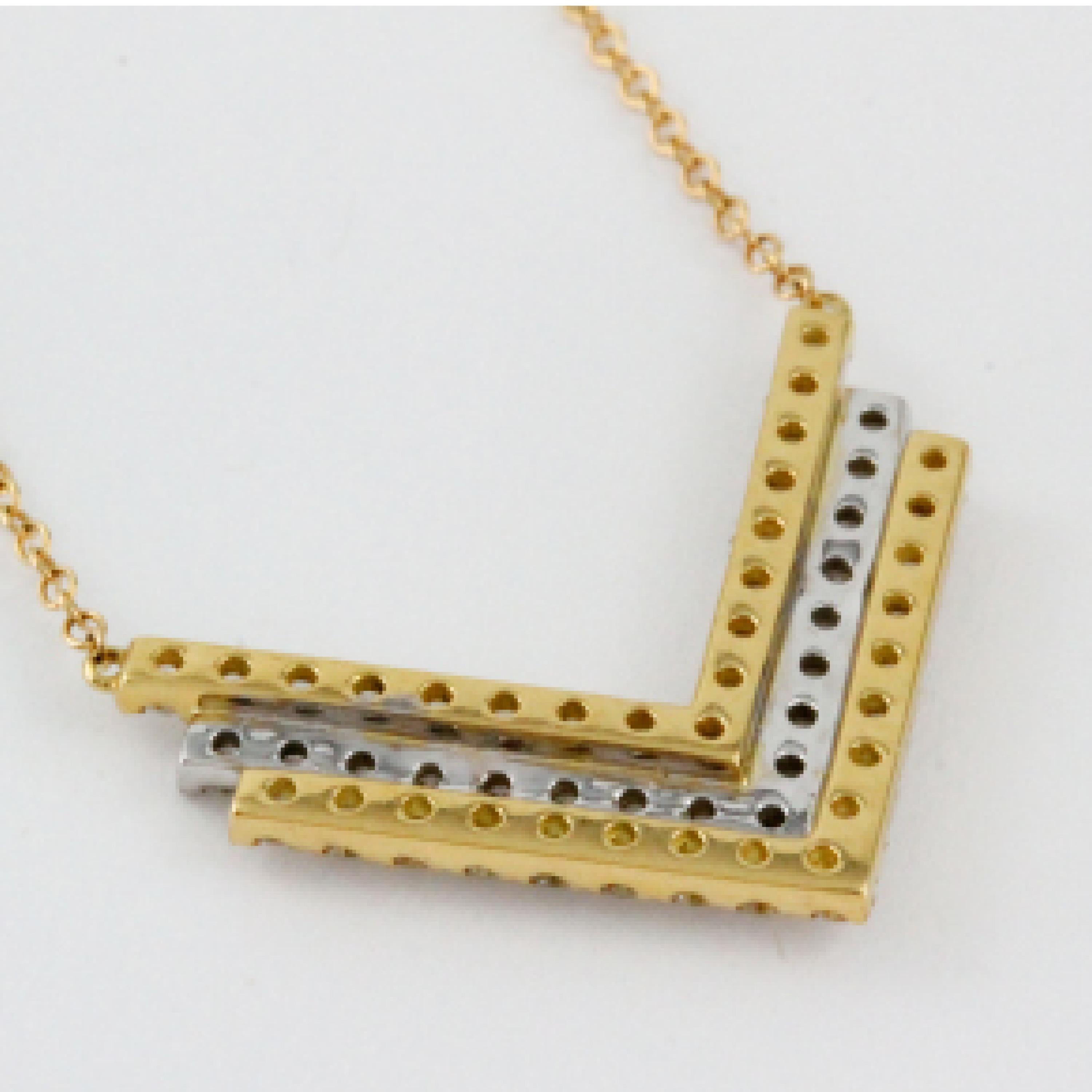 18K Art Deco Style White & Yellow Two-Tone Gold Chevron Necklace with Diamonds In New Condition For Sale In Great Neck, NY