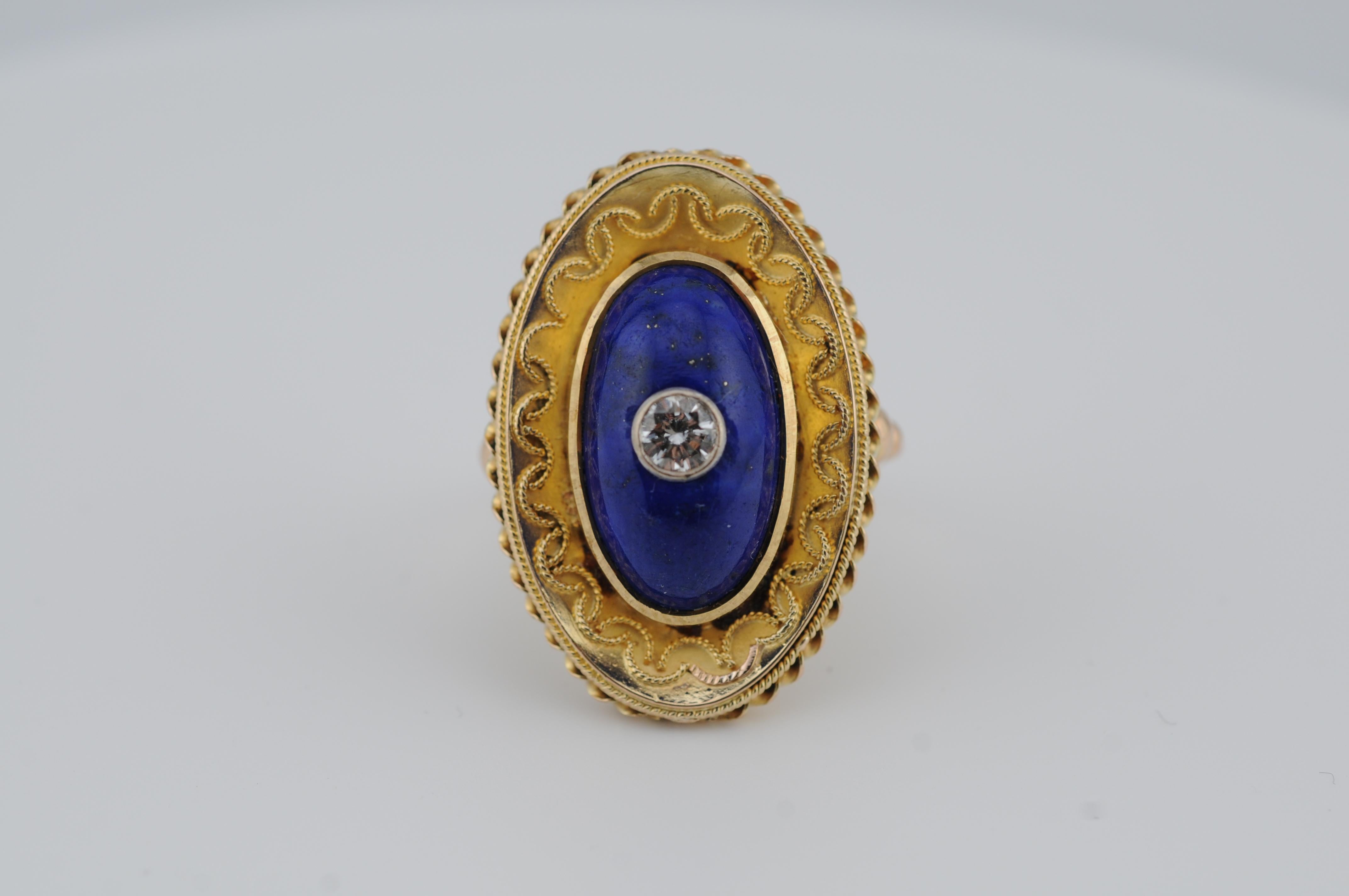18K Art Nouveau Ring with Lapis Lazuli Cabochon and Old-Cut Diamond In Good Condition For Sale In Berlin, BE