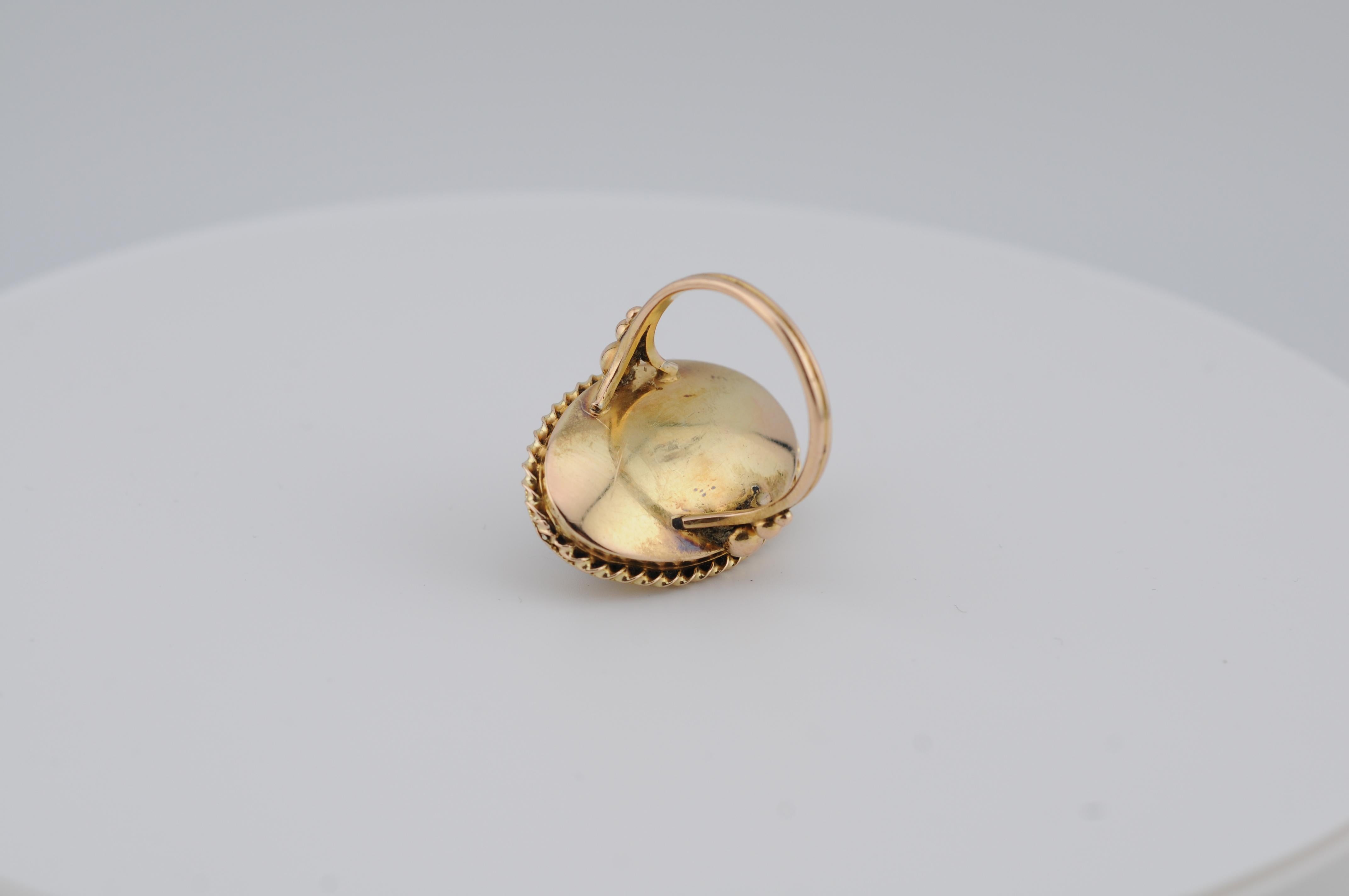 18K Art Nouveau Ring with Lapis Lazuli Cabochon and Old-Cut Diamond For Sale 1