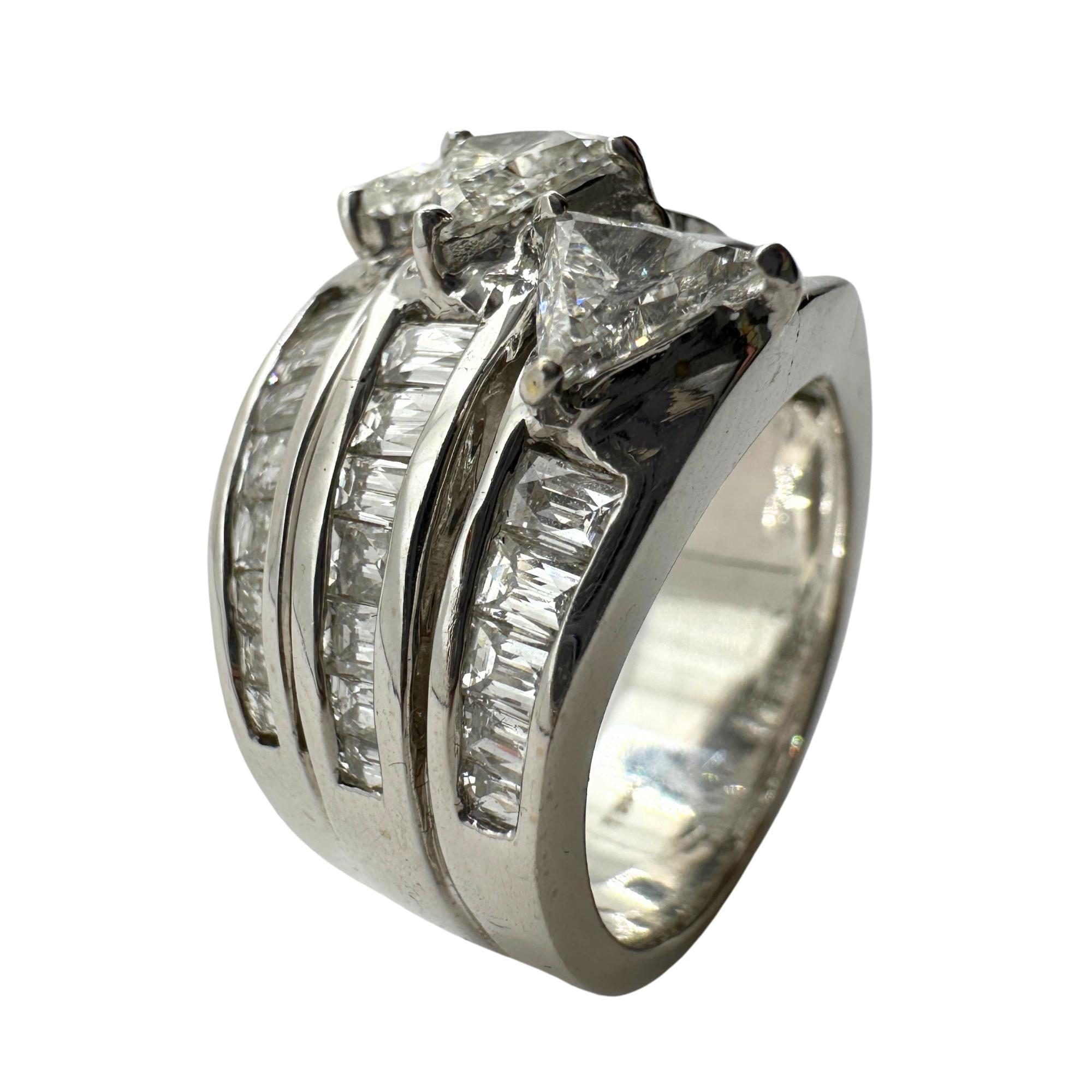 Women's 18k Baguette and Trillion Cut Diamond Wide Band Ring For Sale