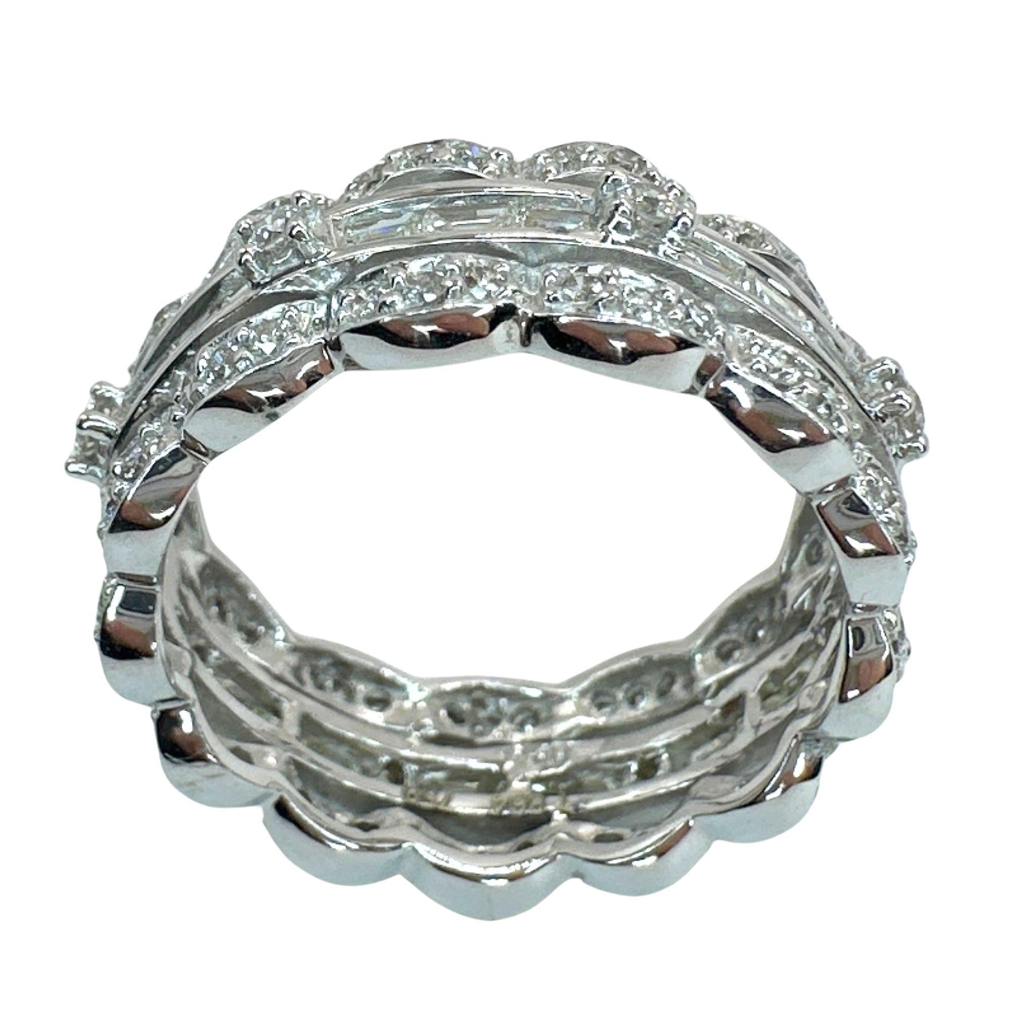 18k Baguetteschliff Diamantband RIng im Angebot 1