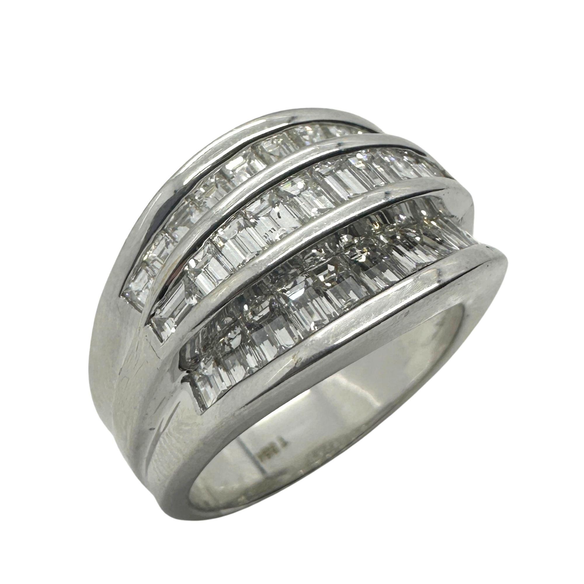 Women's 18k Baguette Cut Diamond Wide Band Ring For Sale