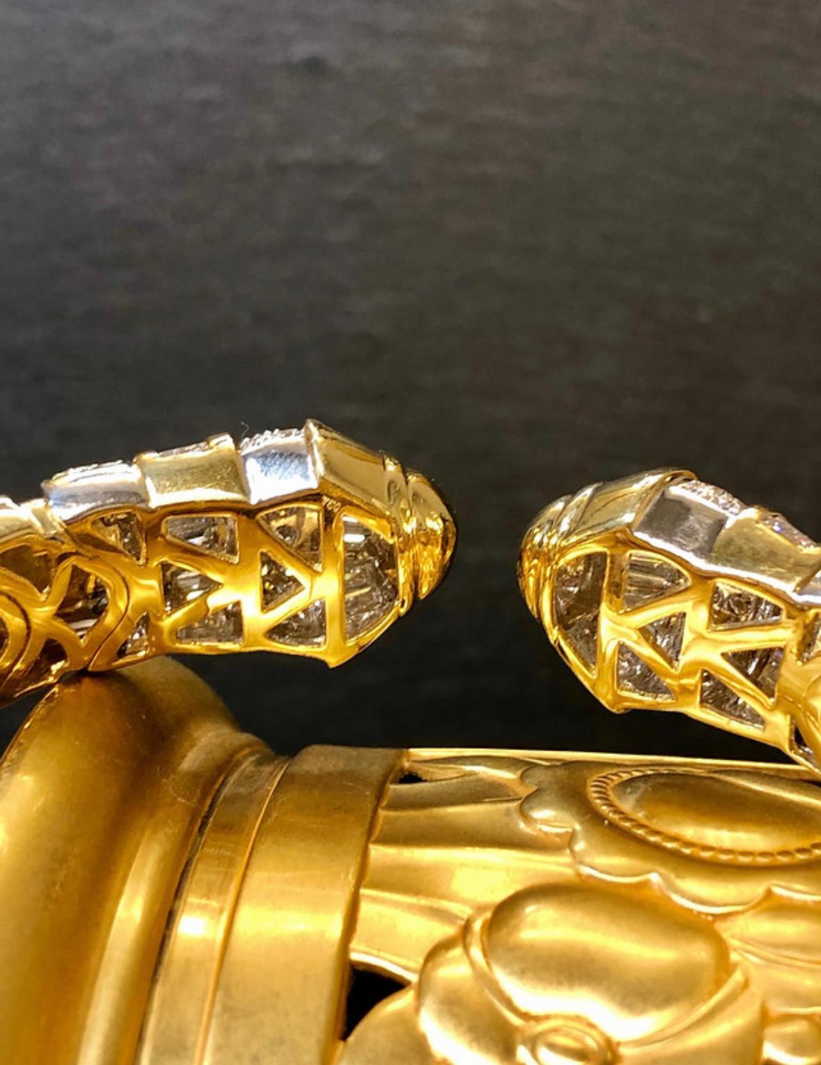 Estate 18K Baguette Round Diamond Cuff Bangle Bracelet 6cttw G Vs In Good Condition For Sale In Winter Springs, FL