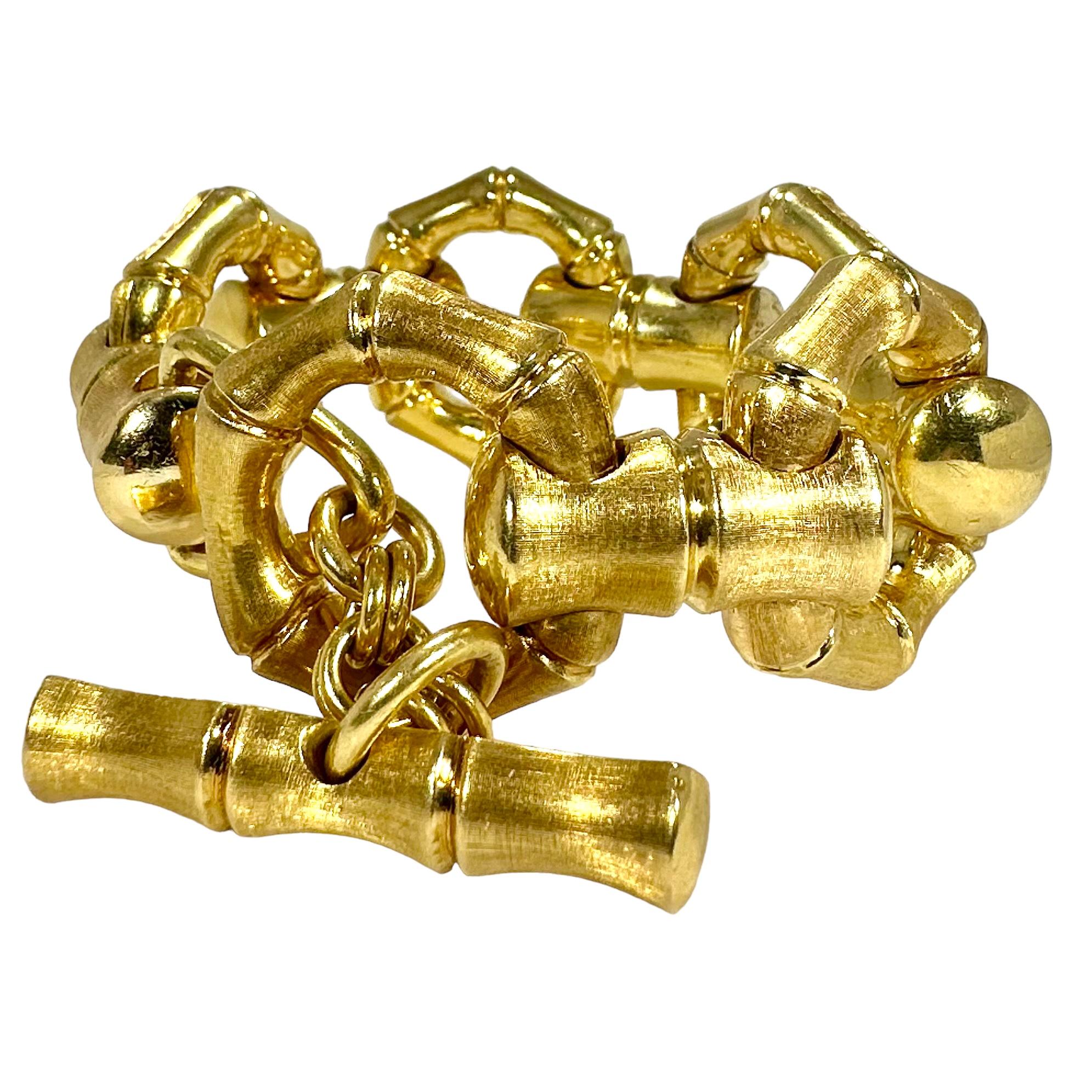18k Bamboo Motif Toggle Bracelet w/Reversible Florentine & High Polish Finishes For Sale 1