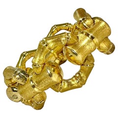 Vintage 18k Bamboo Motif Toggle Bracelet w/Reversible Florentine & High Polish Finishes
