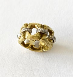 18 Karat Bark Textured Gold and Diamond Vintage 1960s Ring