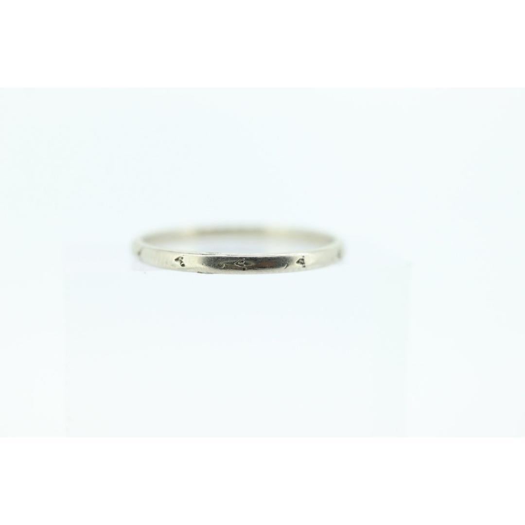 Bracelet 18k Belais Design/One gravé. Belais, bague fine jonc art déco 18 carats Bon état - En vente à Port Charlotte, FL