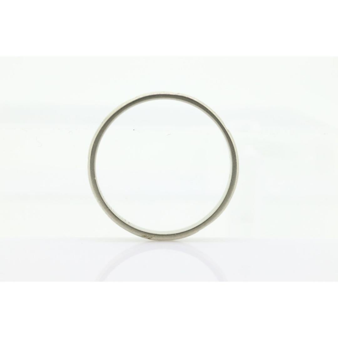 Bracelet 18k Belais Design/One gravé. Belais, bague fine jonc art déco 18 carats en vente 1