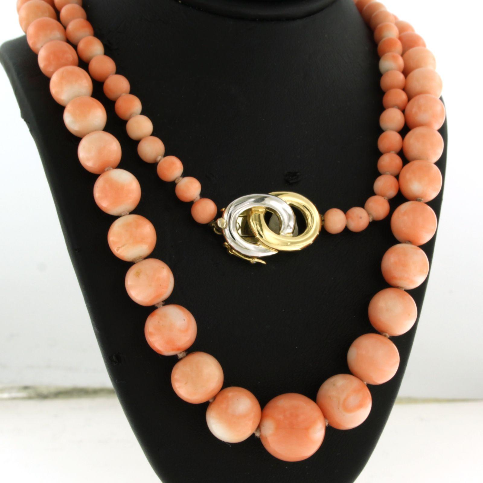 18k bicolor gold clasp with pink opal beads necklace - 62.9 grams 65 cm long For Sale 1