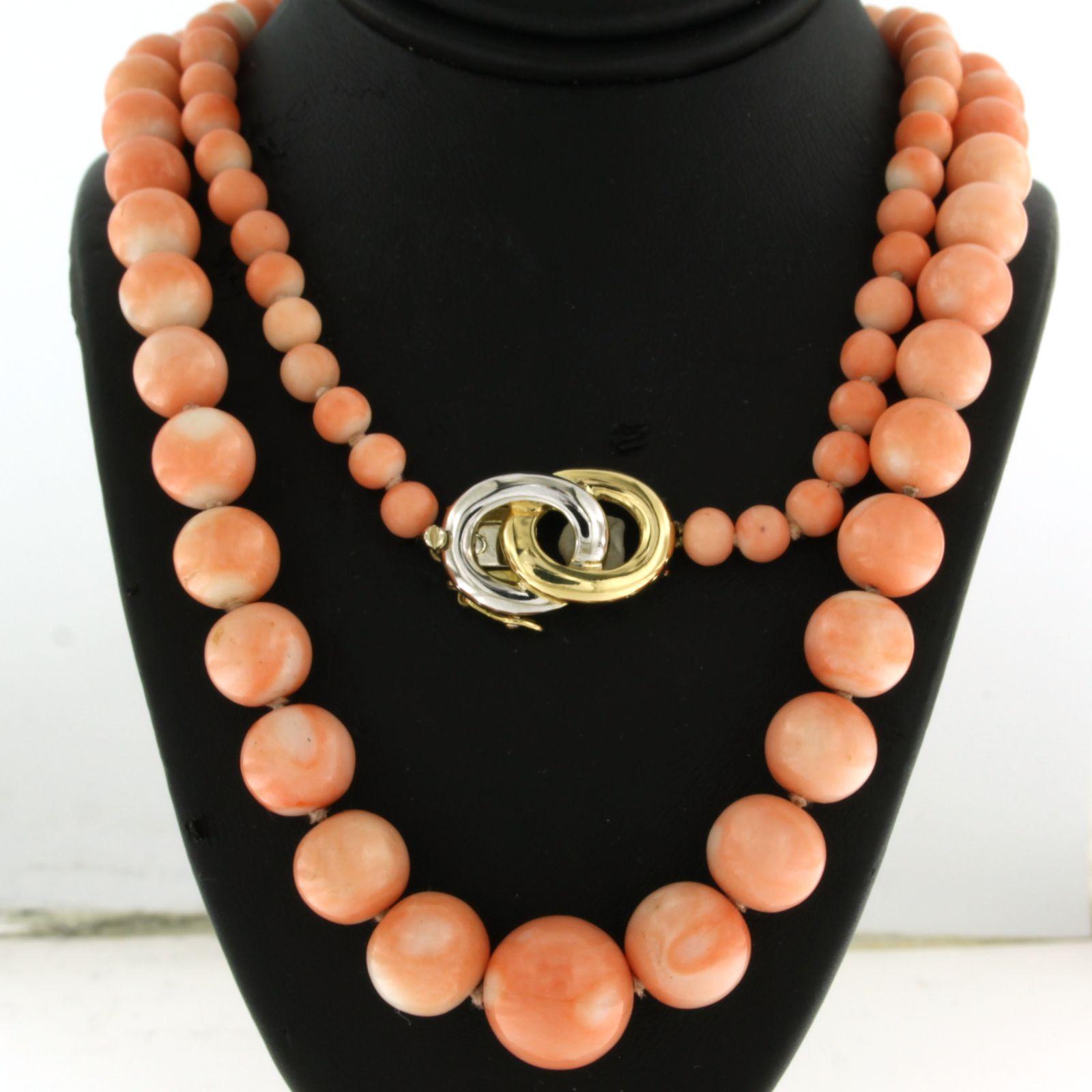 18k bicolor gold clasp with pink opal beads necklace - 62.9 grams 65 cm long For Sale 2
