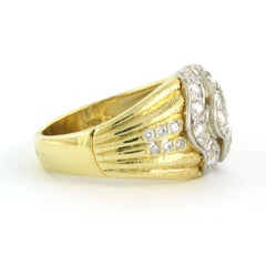 Anillo de cóctel de oro bicolor de 18 quilates con diamantes talla brillante de 1,10 quilates