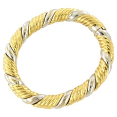 Pulsera de oro bicolor de 18 quilates - 61,3 gramos - tamaño interior 5,8 cm x 5,0 cm