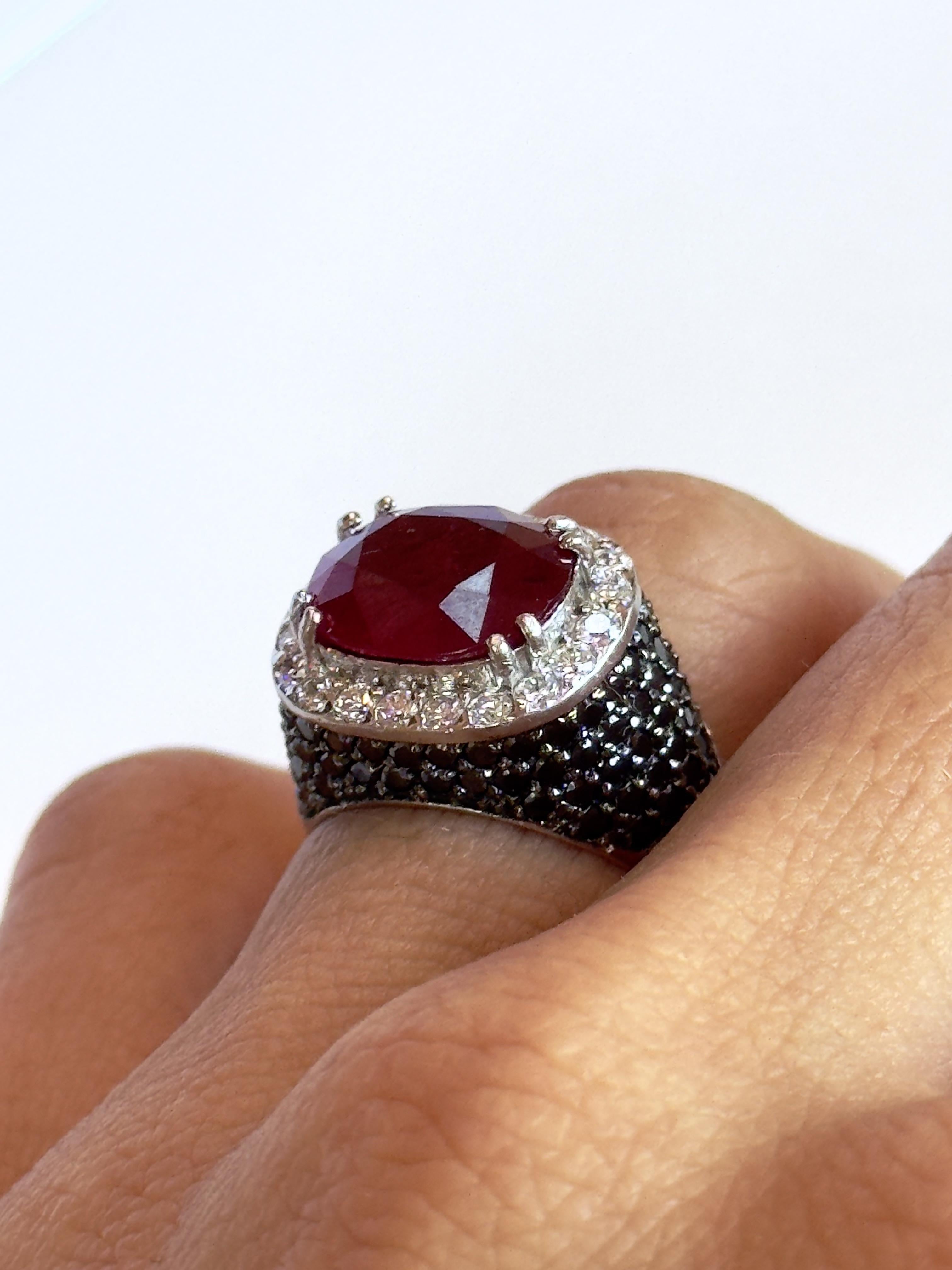 18k Black and White Diamond and Ruby Ring For Sale 1