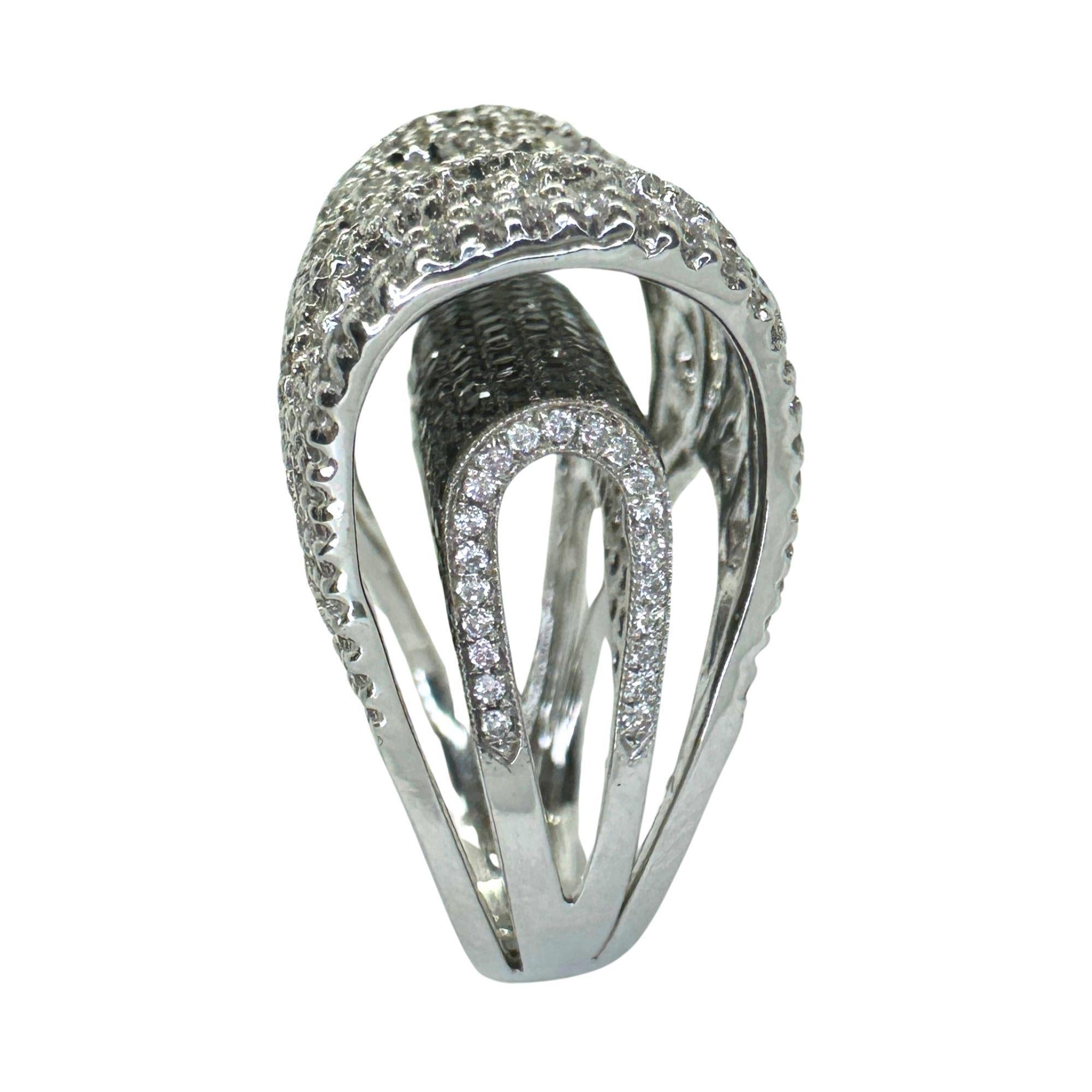 Women's 18k Black and White Diamond Cocktail Ring For Sale