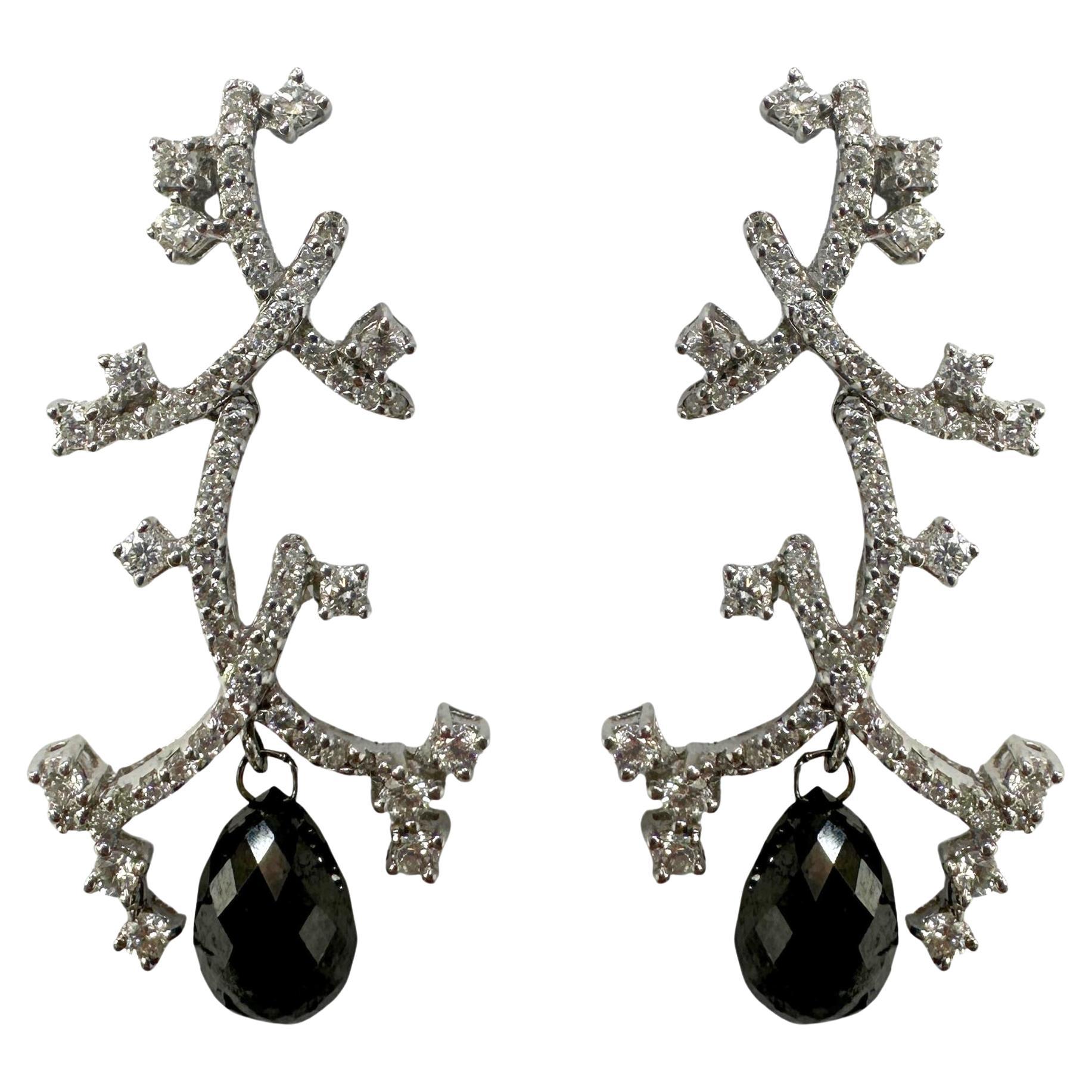 18k Black and White Diamond Earrings For Sale