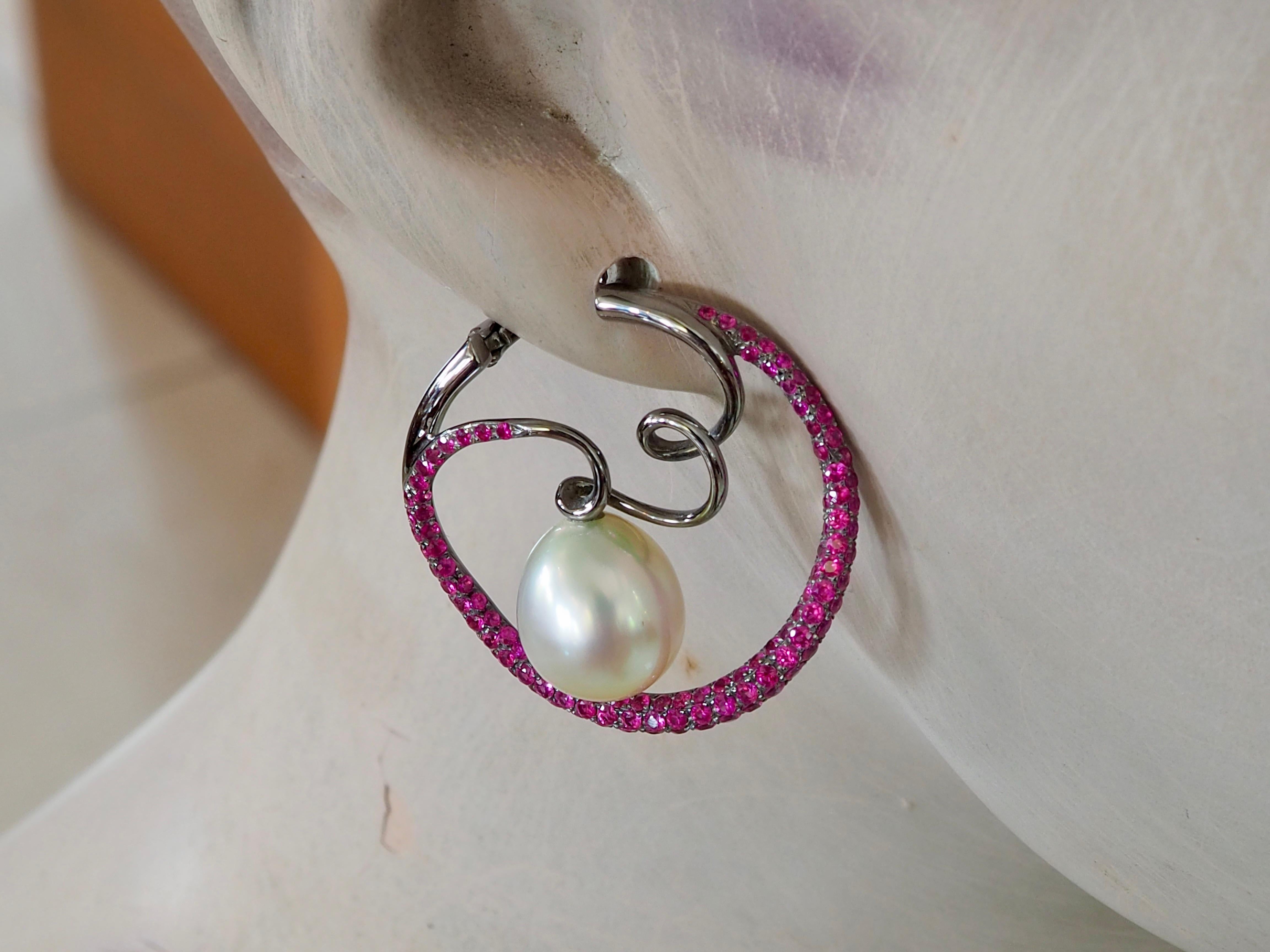 Women's or Men's 18K Black Gold 10.2x11.8 mm South Sea Pearl & 2.79ct Ruby Circular Earrings For Sale