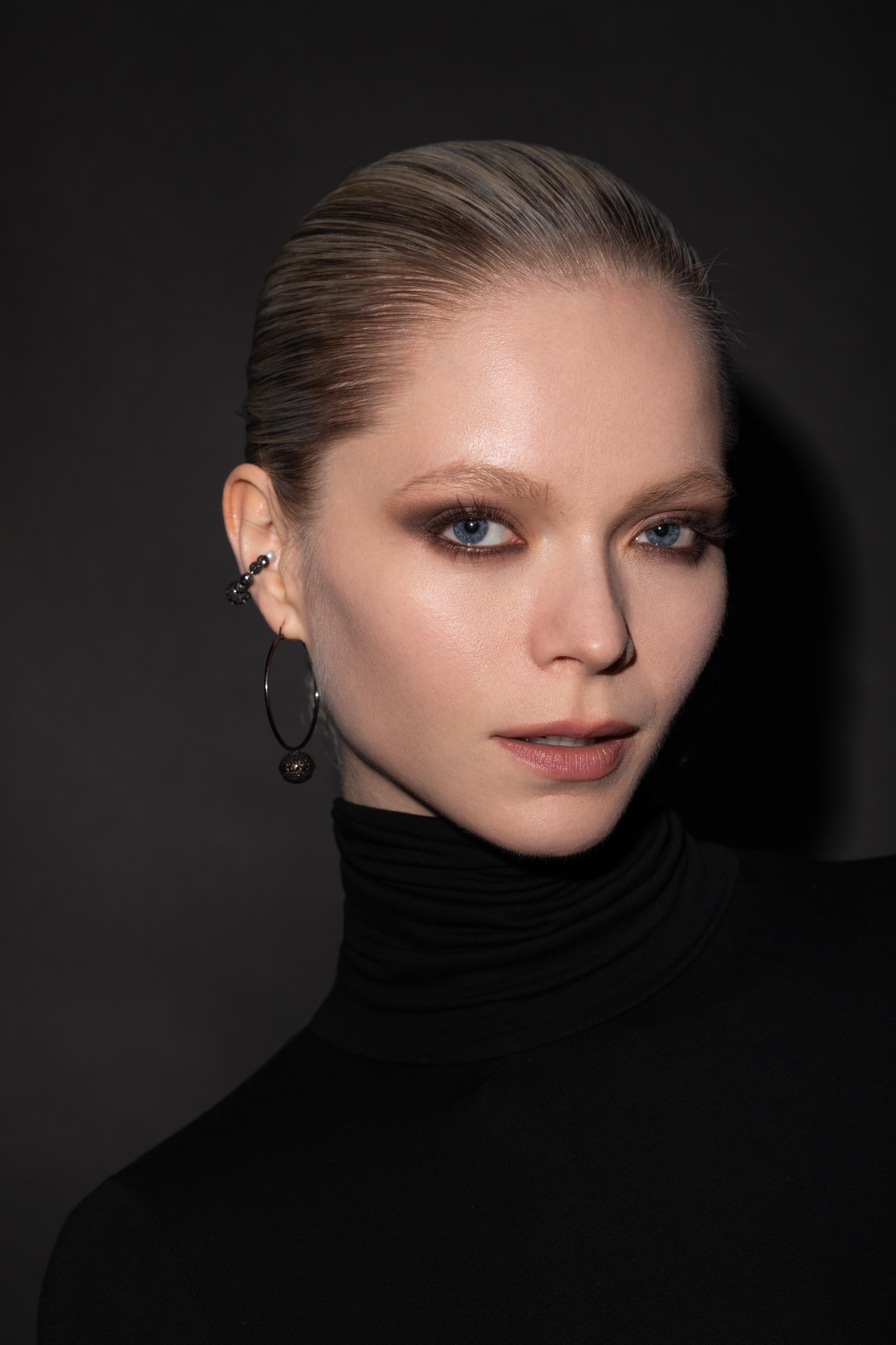 18k Black Gold Ear Cuff with Black Diamonds and AAA Akoya Pearls For