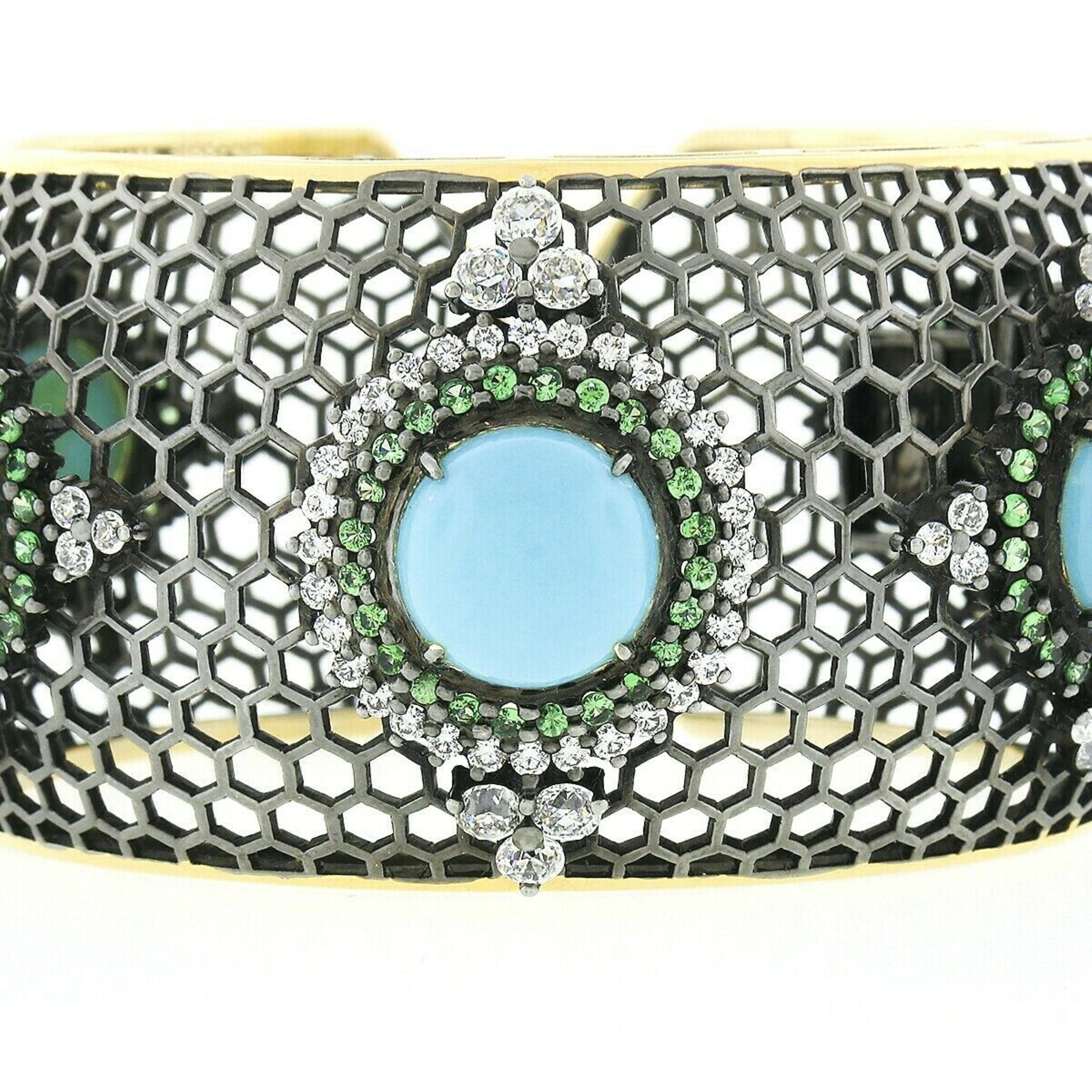 Moderne Bracelet manchette large en or noir 18k Turquoise Tsavorite et diamant nid d'abeille en vente