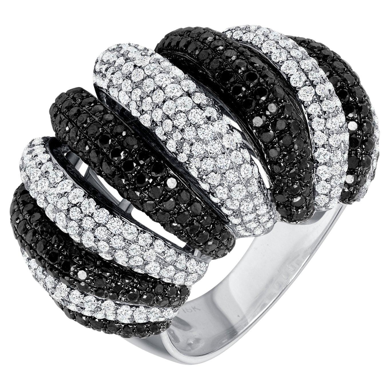 18K Black & White Genuine Diamond Ring For Sale