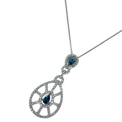 Collar Colgante 18k Diamantes Azules y Blancos