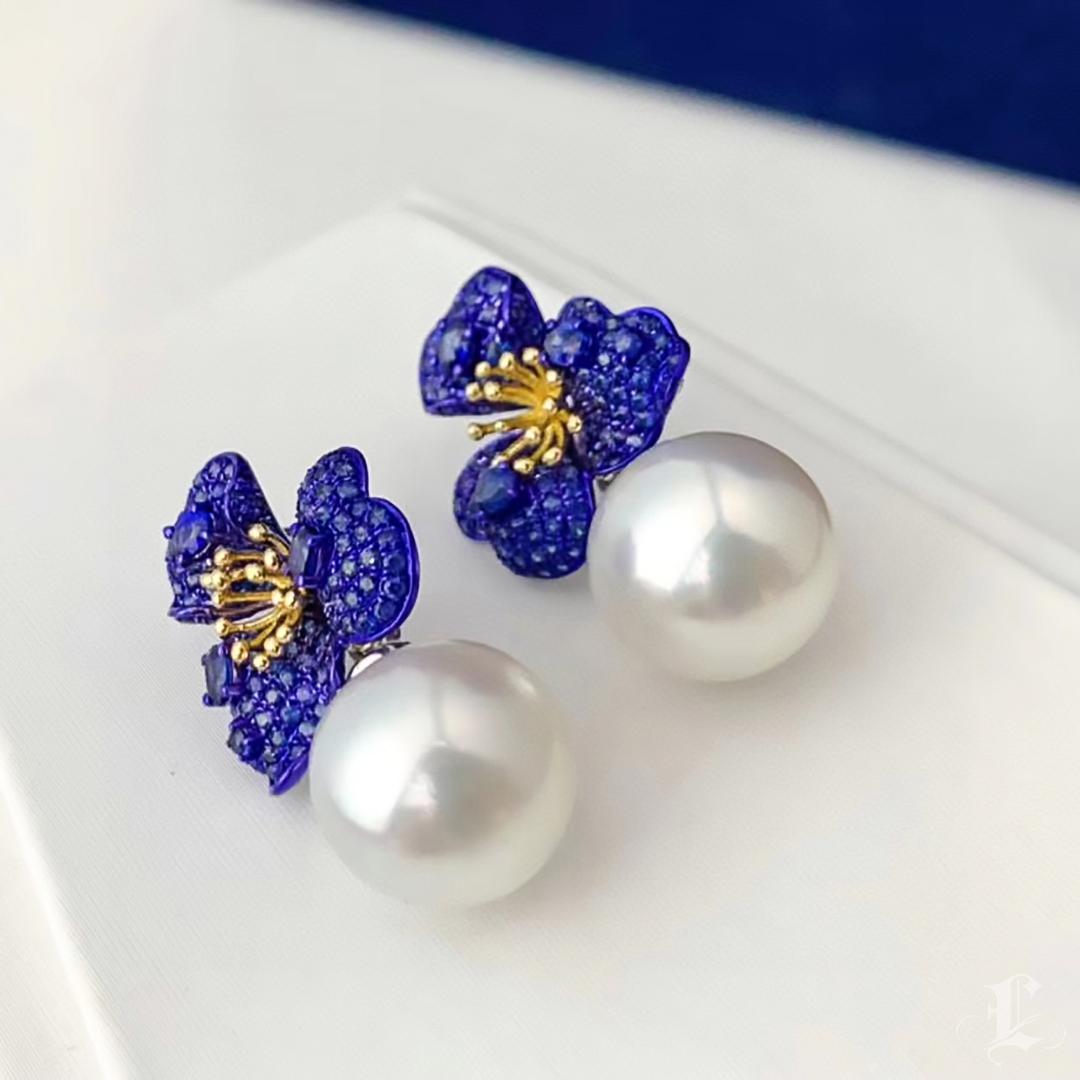 【Vine Symphony】Convertible Blue-Gold Blossom Sapphire & South Sea Pearl Earrings For Sale 3