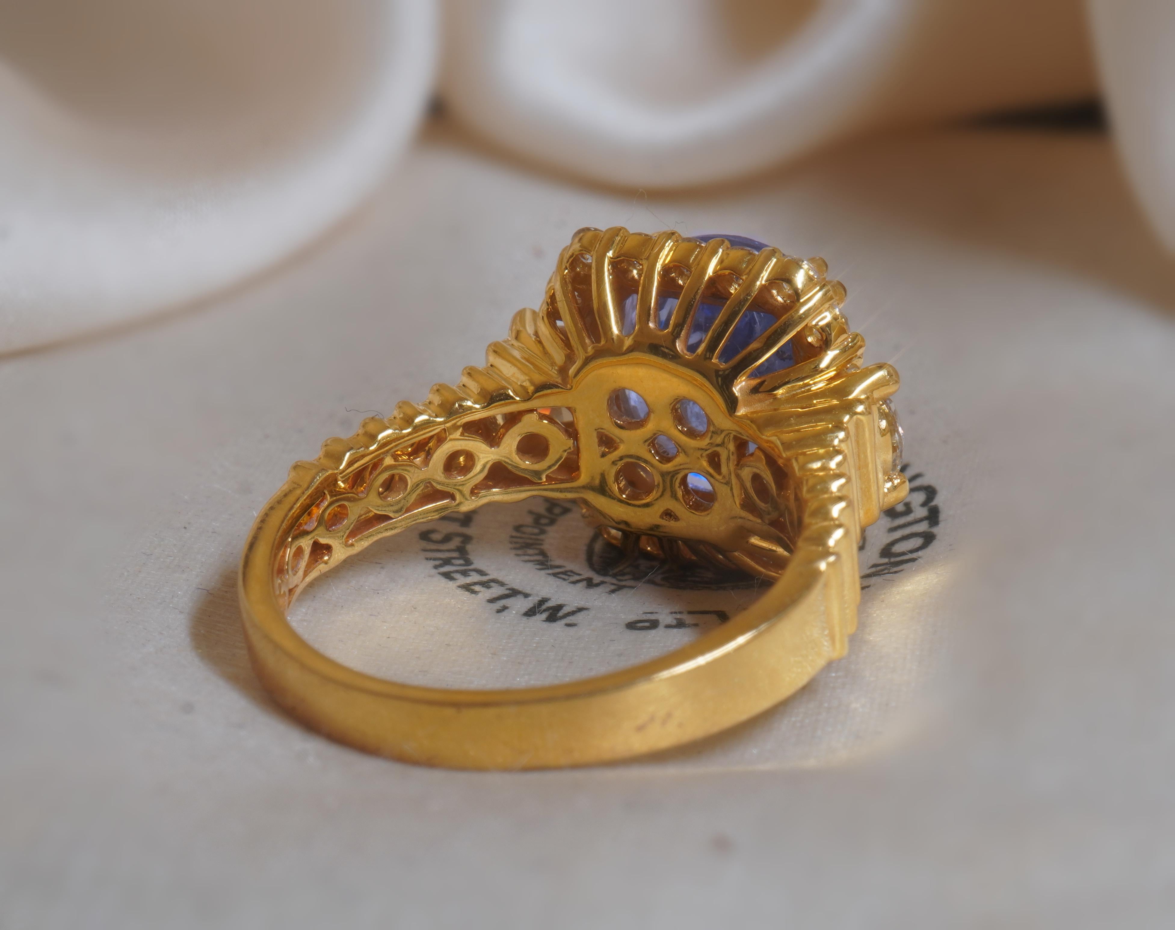 Bague de fiançailles vintage de 4,96 carats avec saphir bleu 18 carats non chauffé GIA, certifiée VS en vente 3