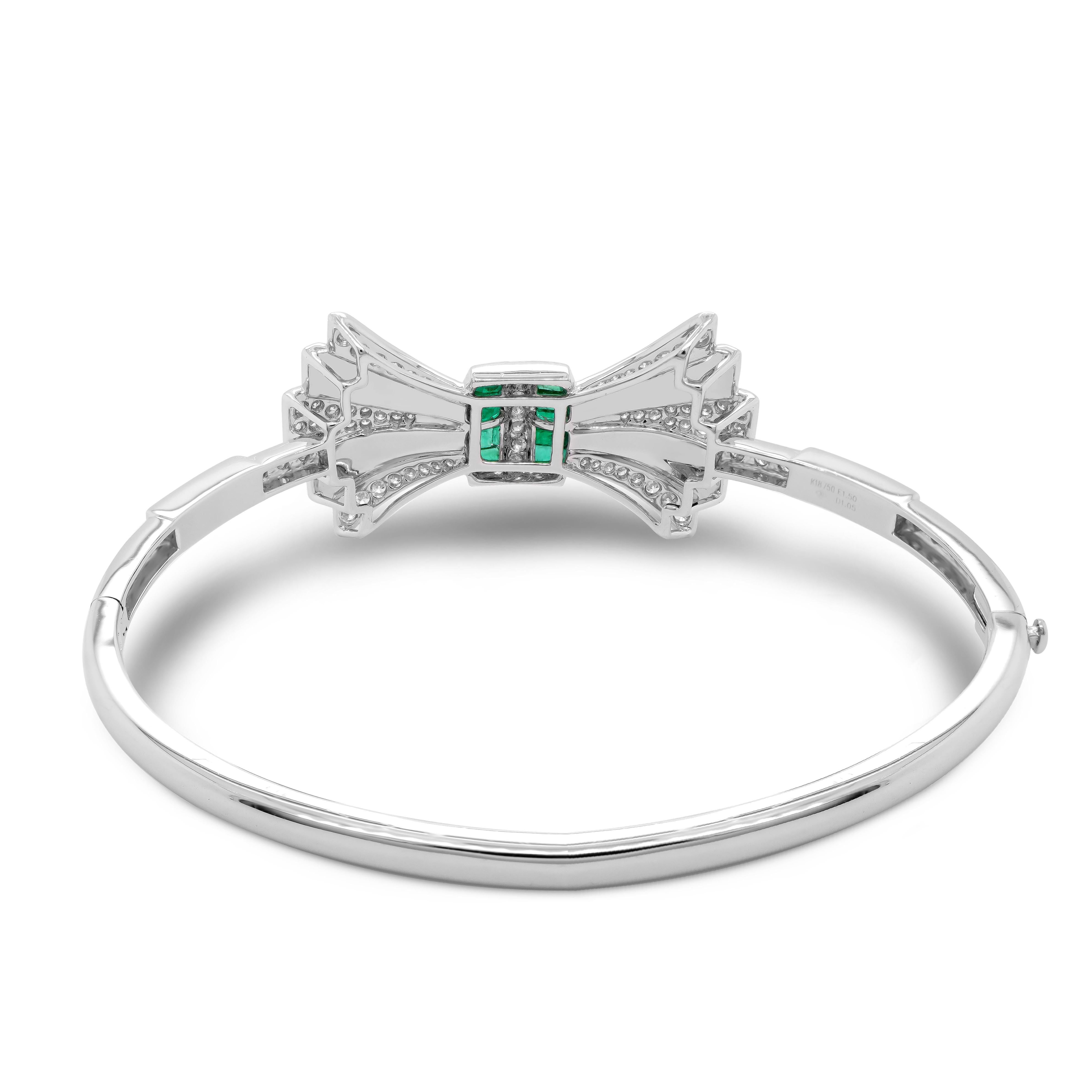 Art Deco 18K Bow Bangle Black Onyx 1.5 Carat Emerald and 1.05 Carat White Diamond For Sale