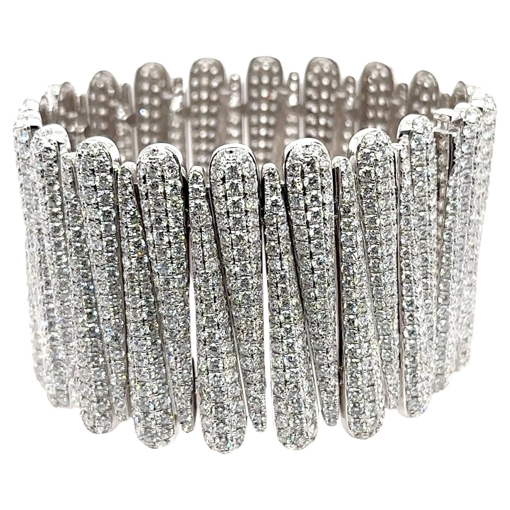 18k Bracelet with 45.06 Carats of Diamonds For Sale
